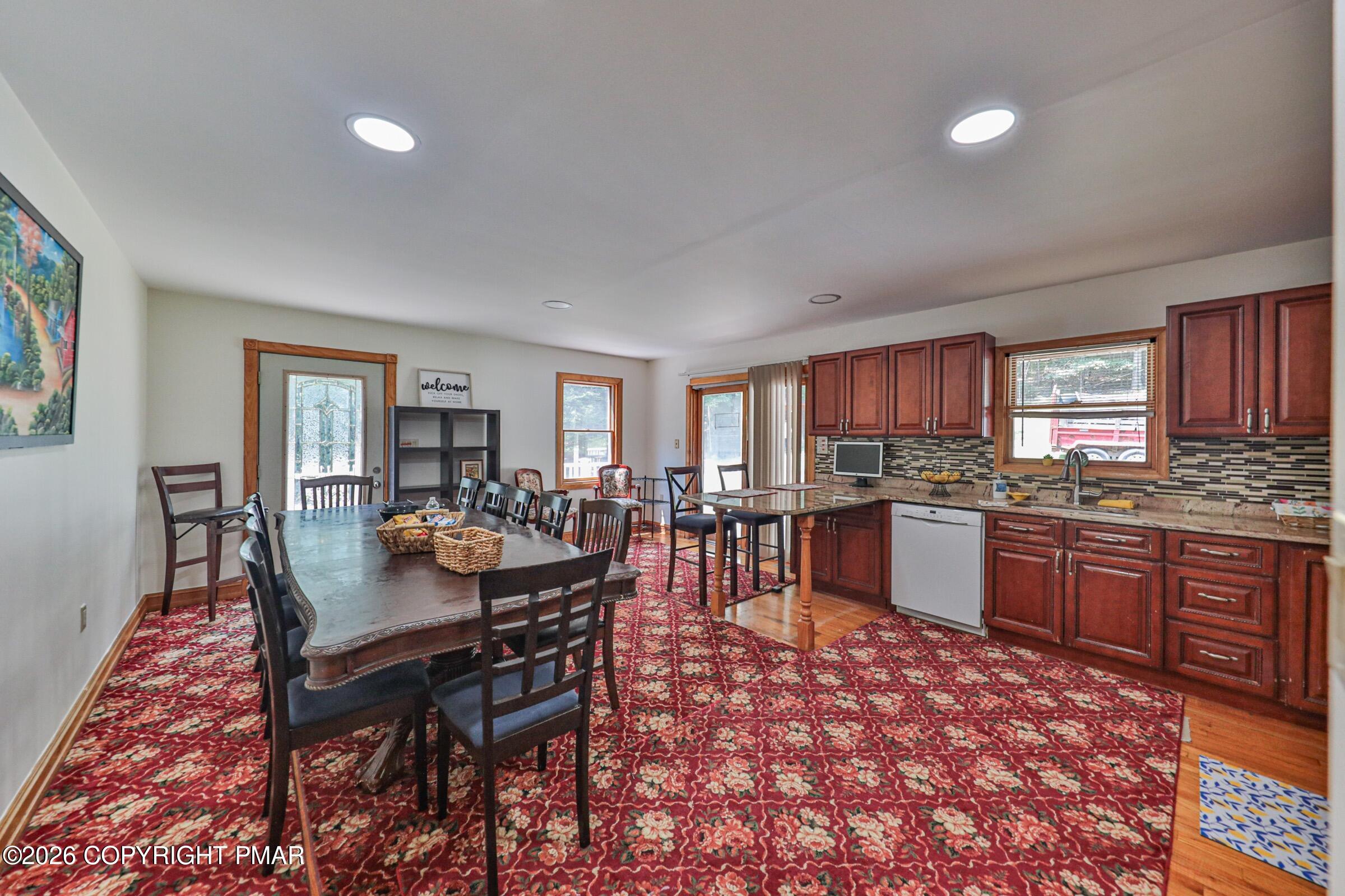 2153 Meadowlake Road