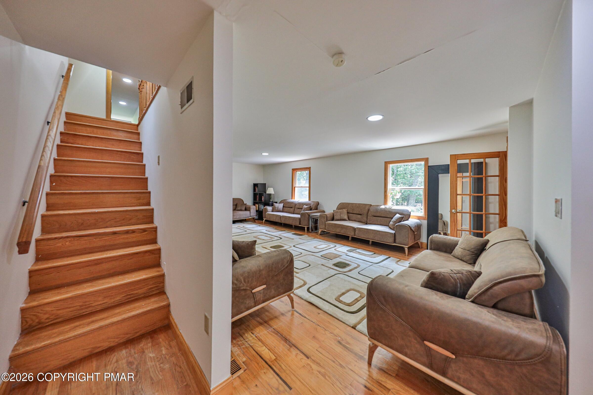 2153 Meadowlake Road