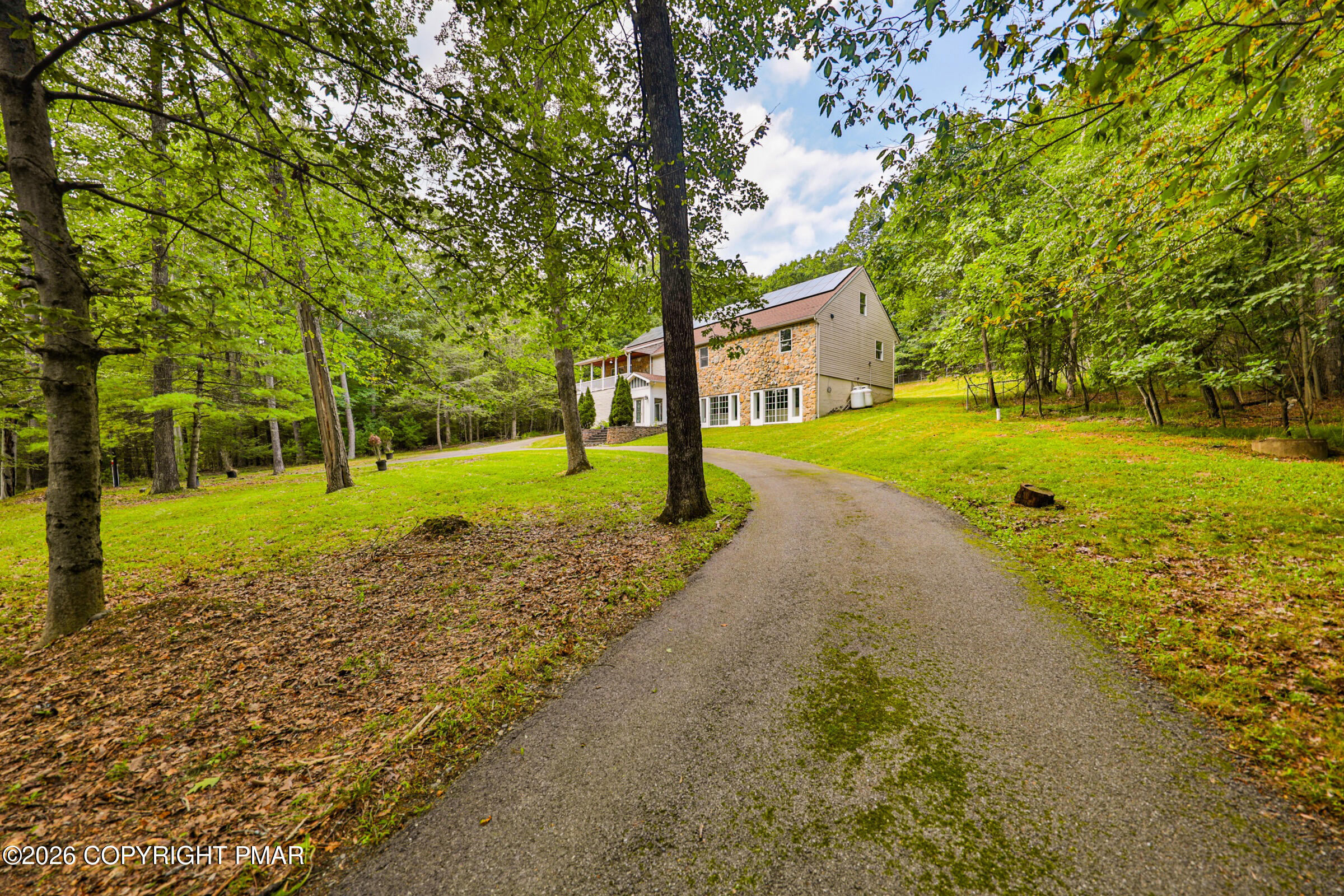 2153 Meadowlake Road
