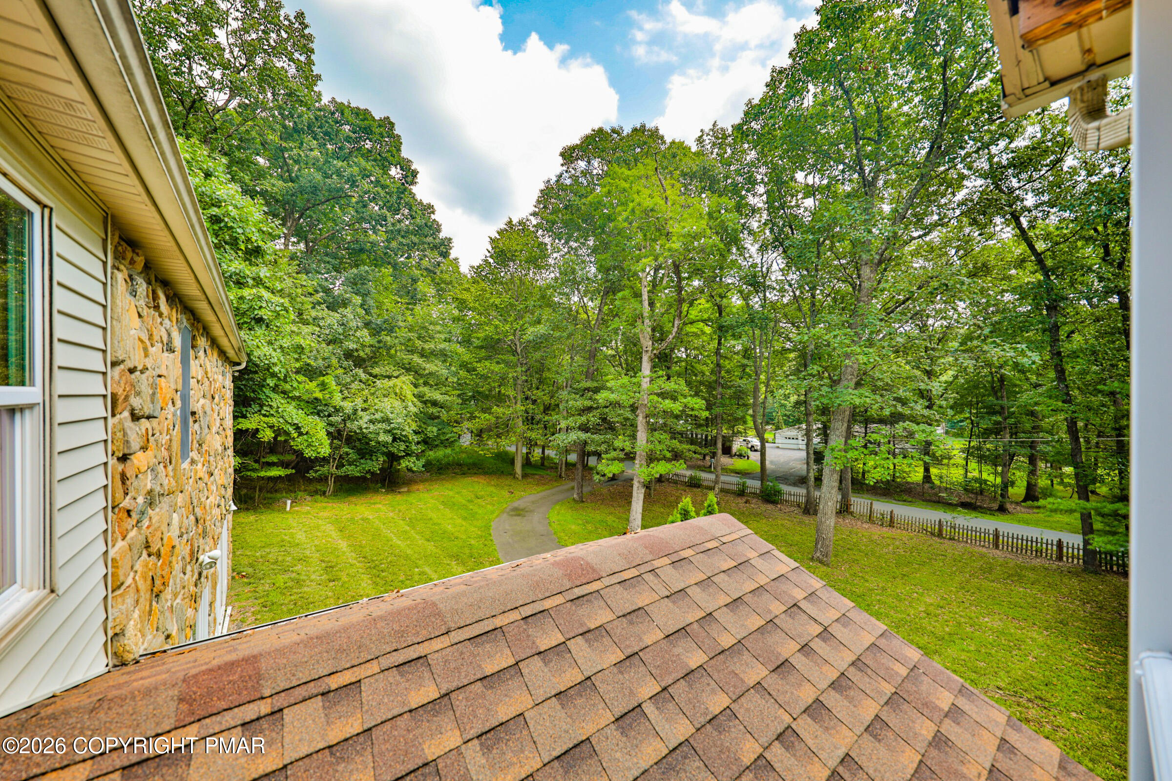 2153 Meadowlake Road
