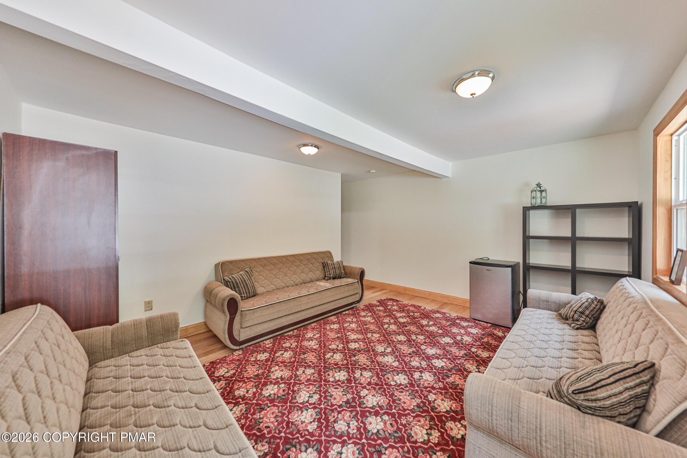 2153 Meadowlake Road