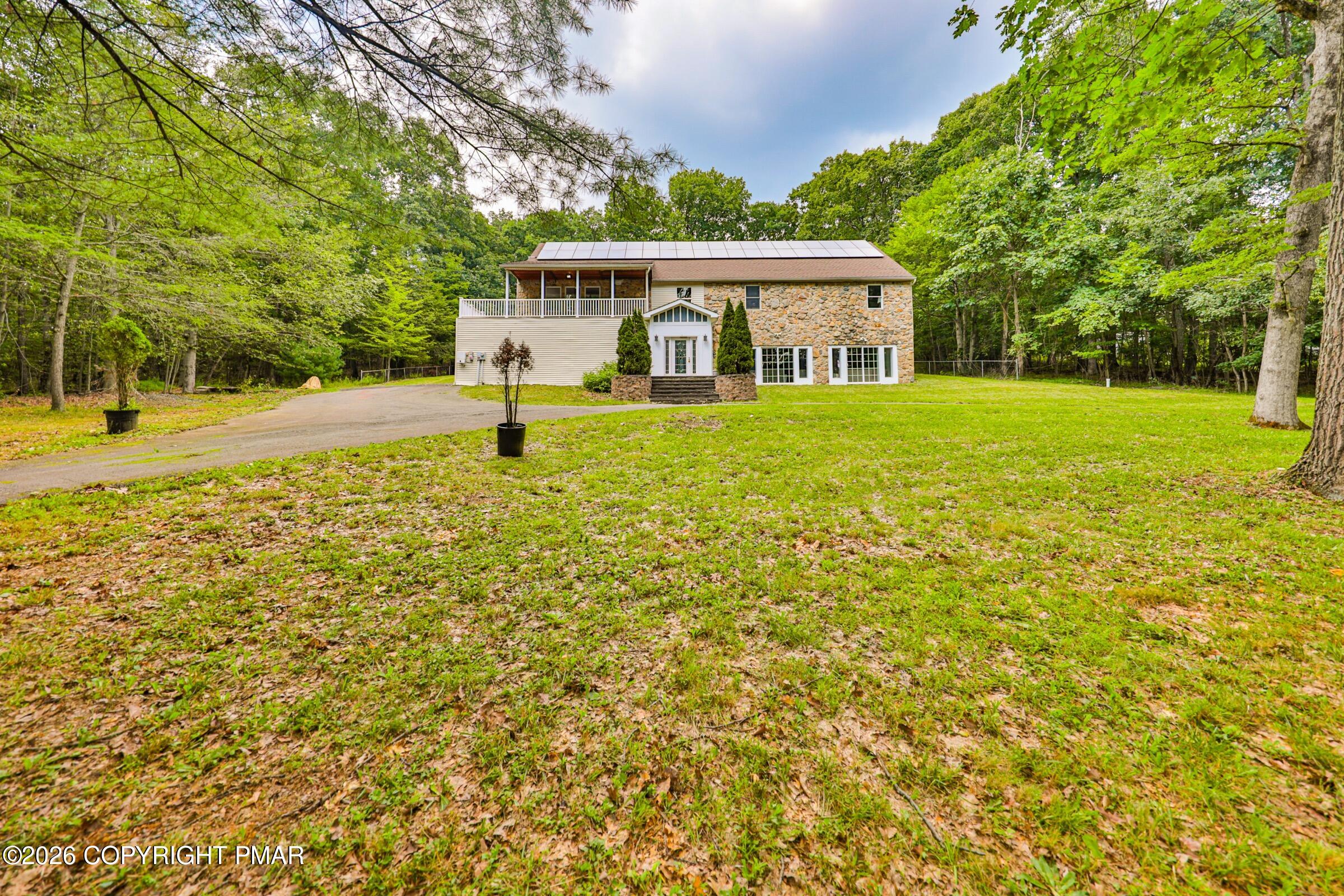 2153 Meadowlake Road