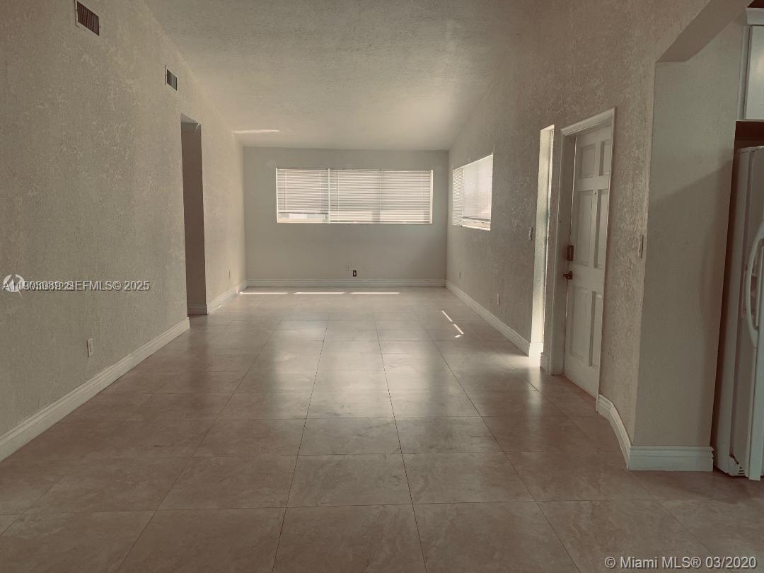1172 NW 44th Terrace