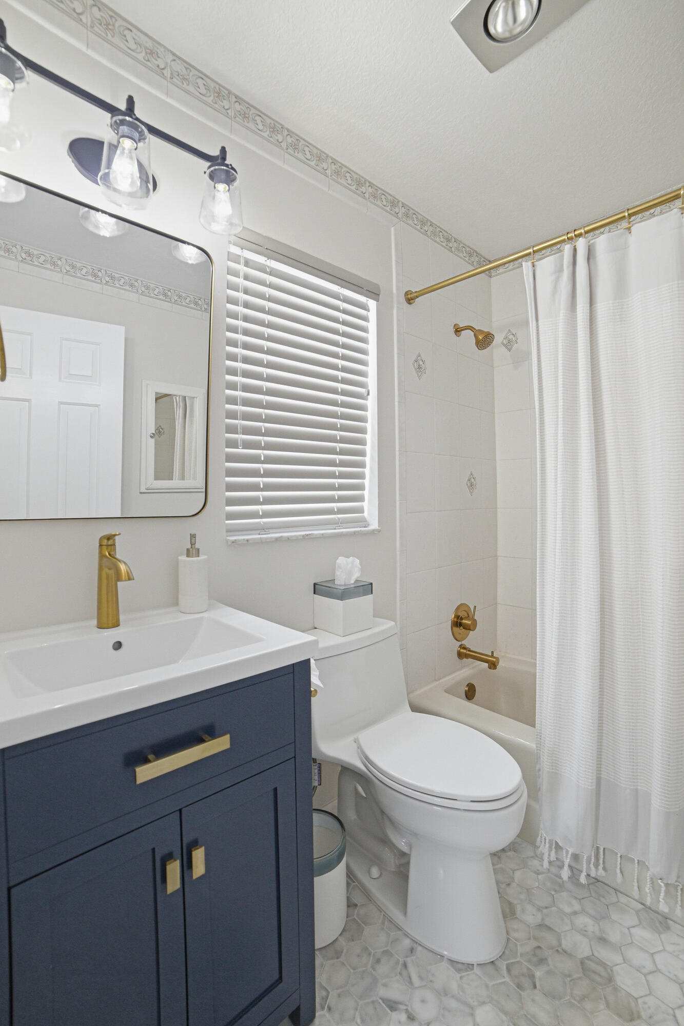 2281 SE 11th Street