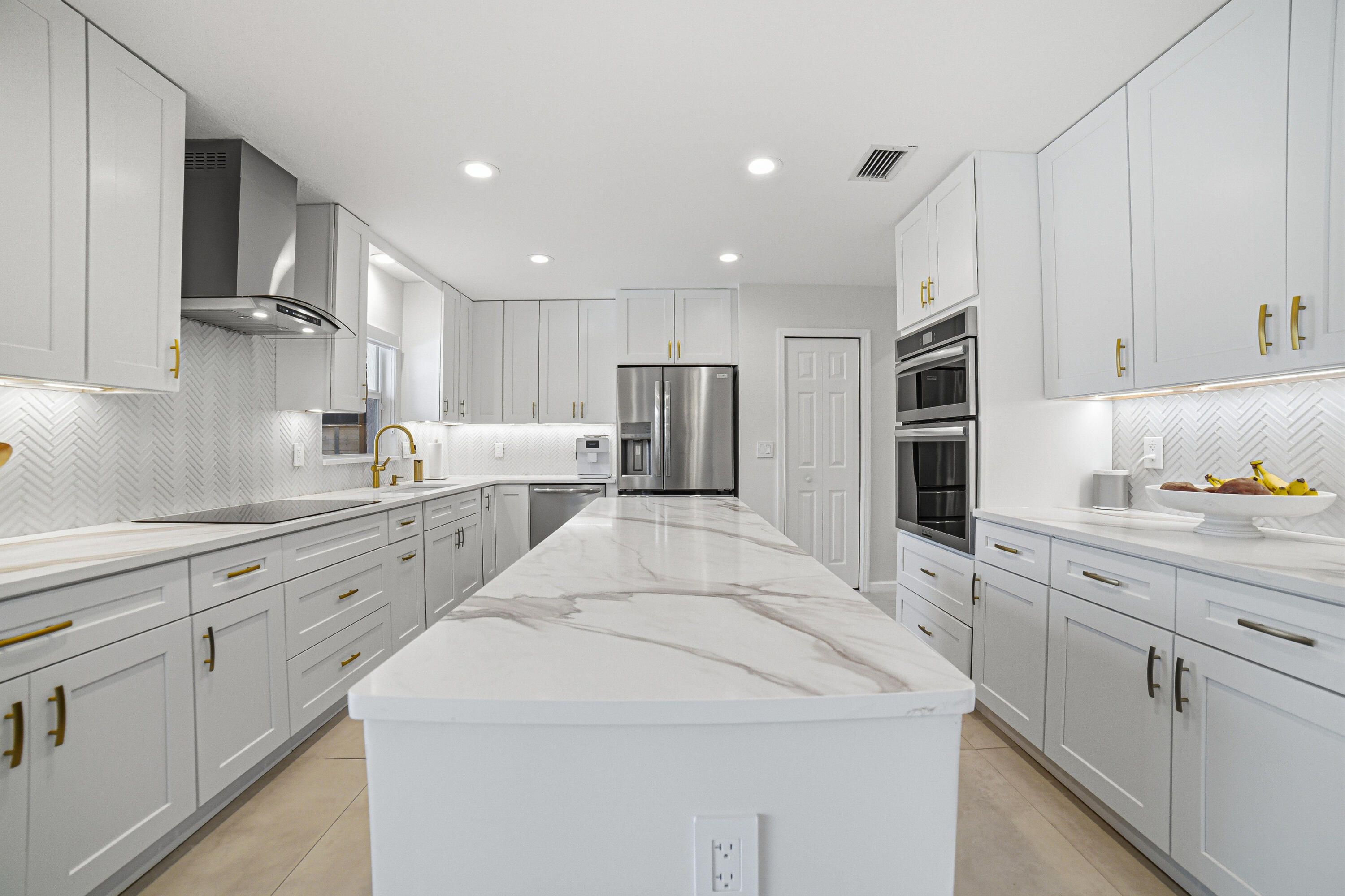 2281 SE 11th Street