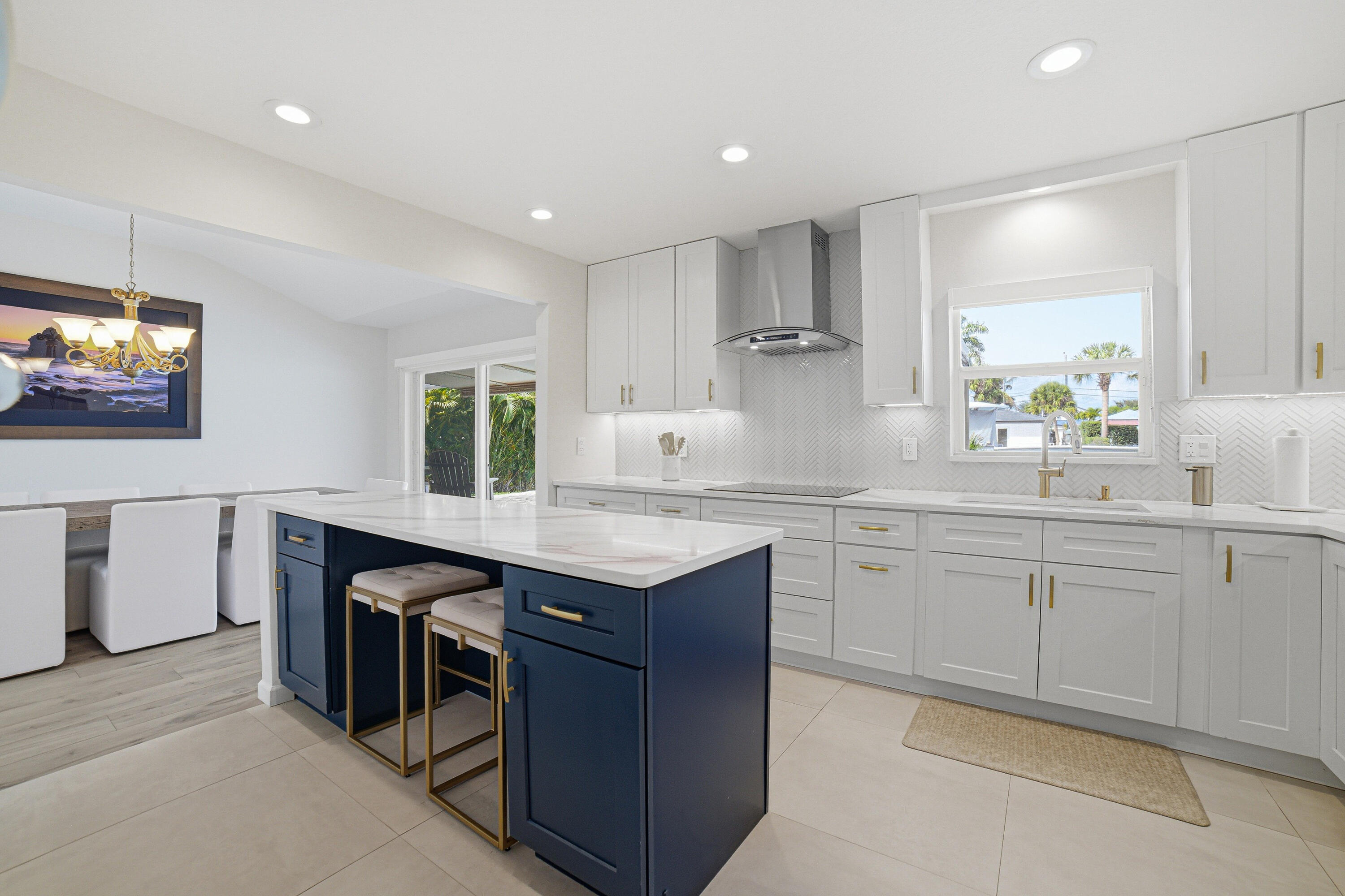 2281 SE 11th Street
