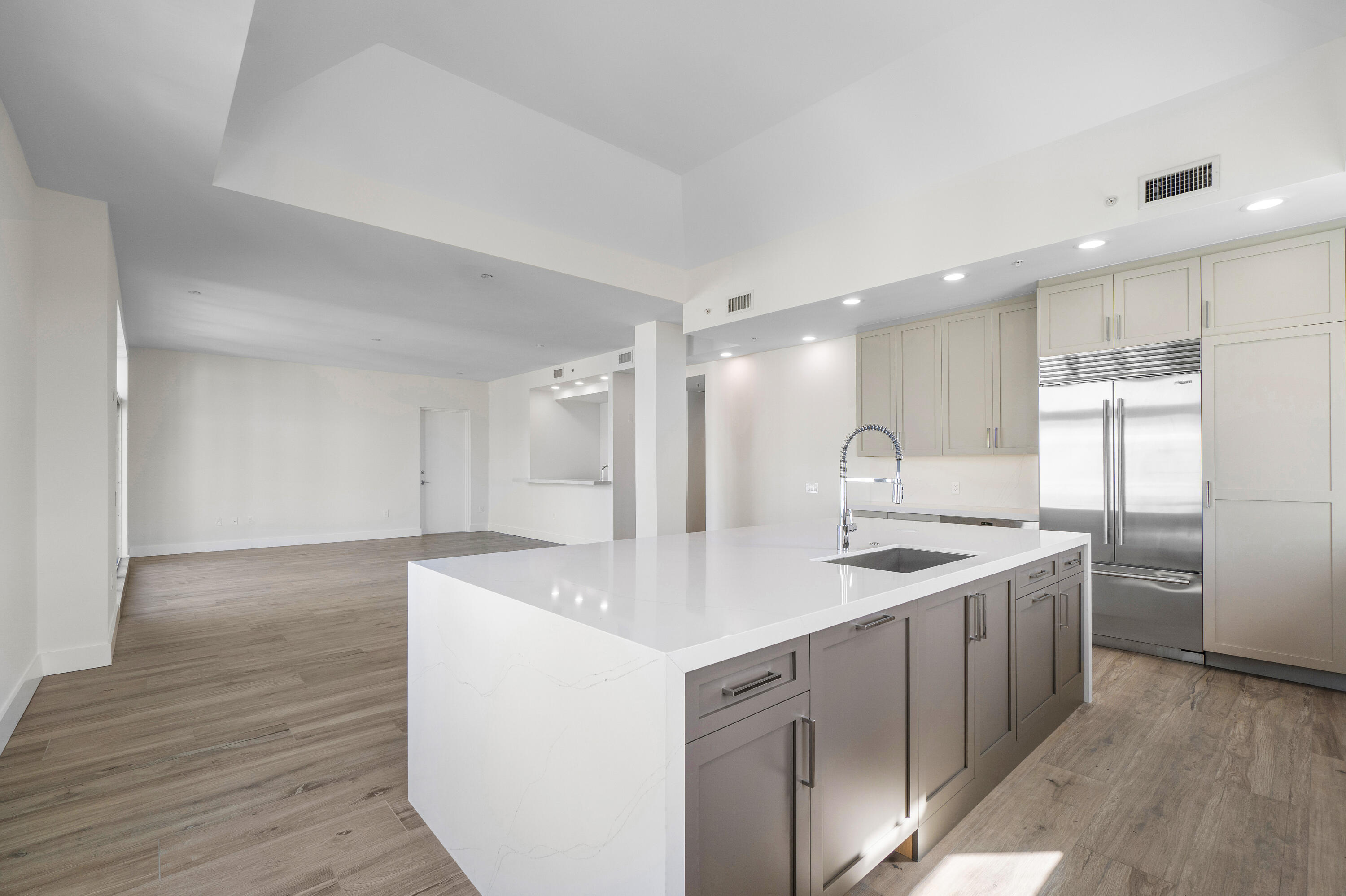 178 Lake Drive 4101