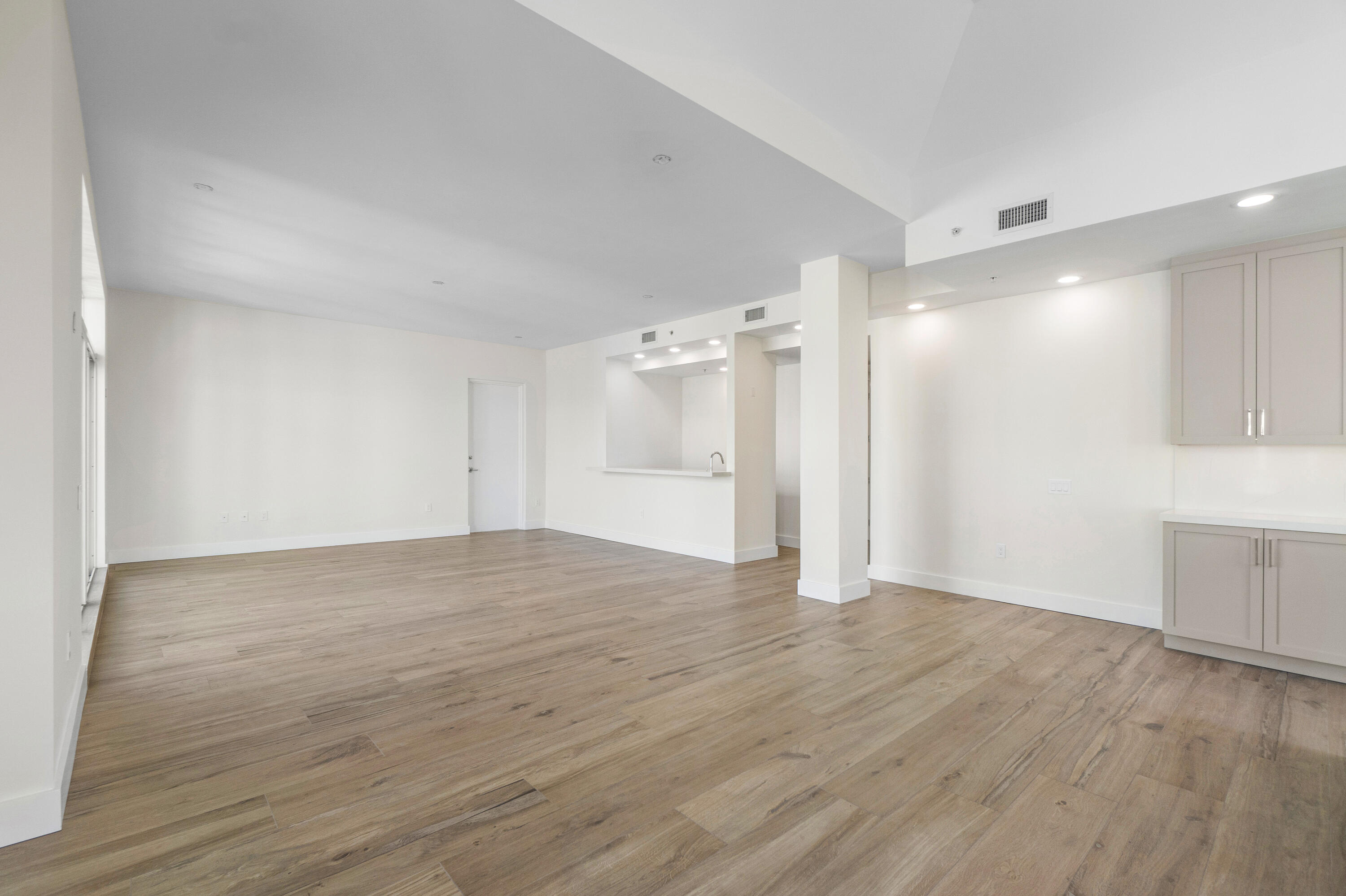 178 Lake Drive 4101