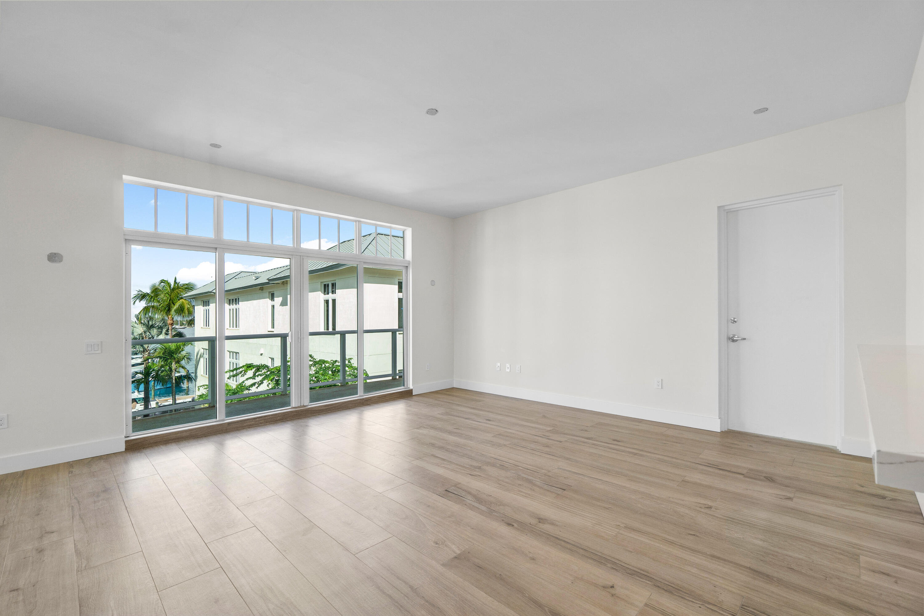 178 Lake Drive 4101