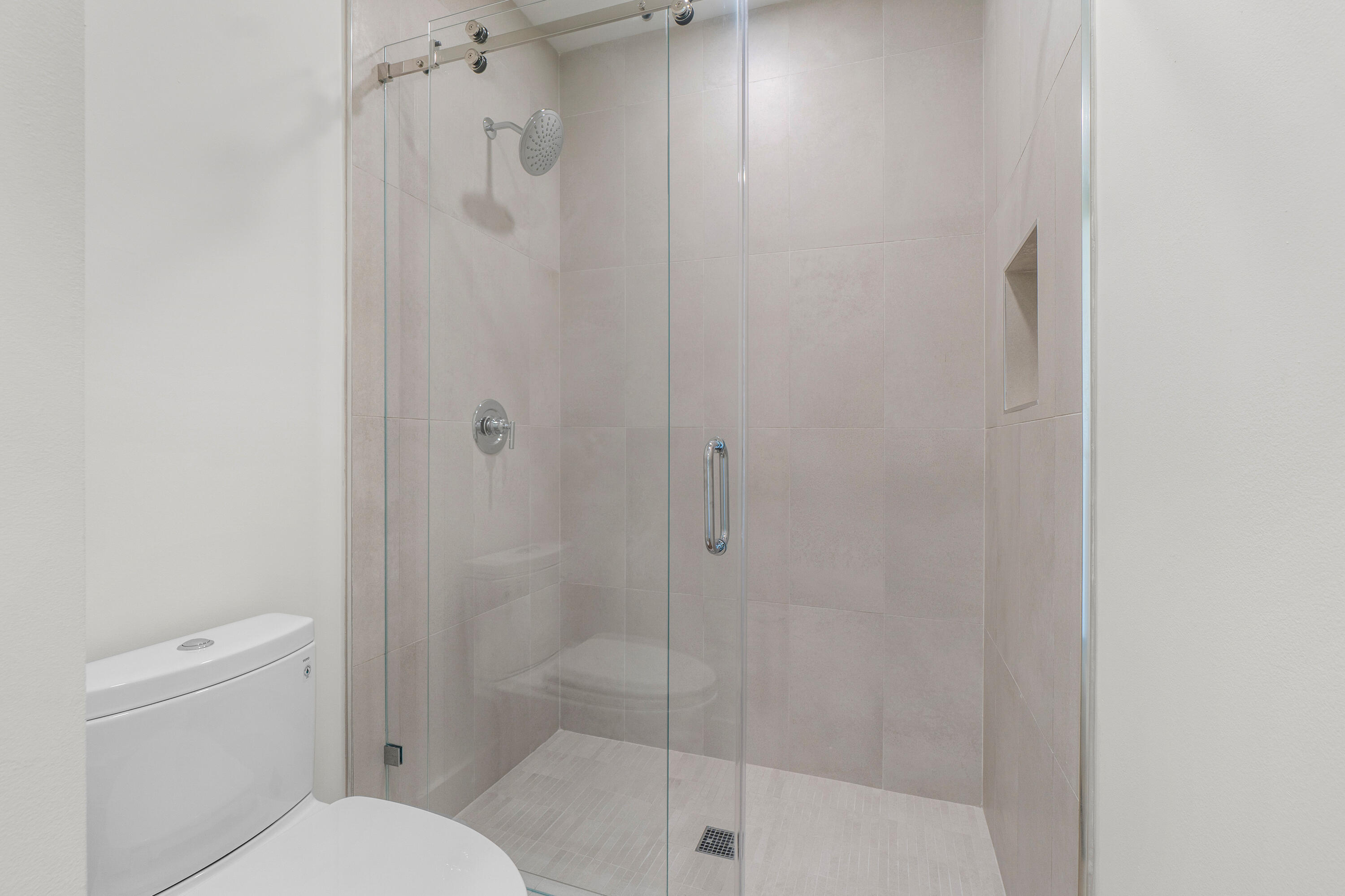 178 Lake Drive 4101