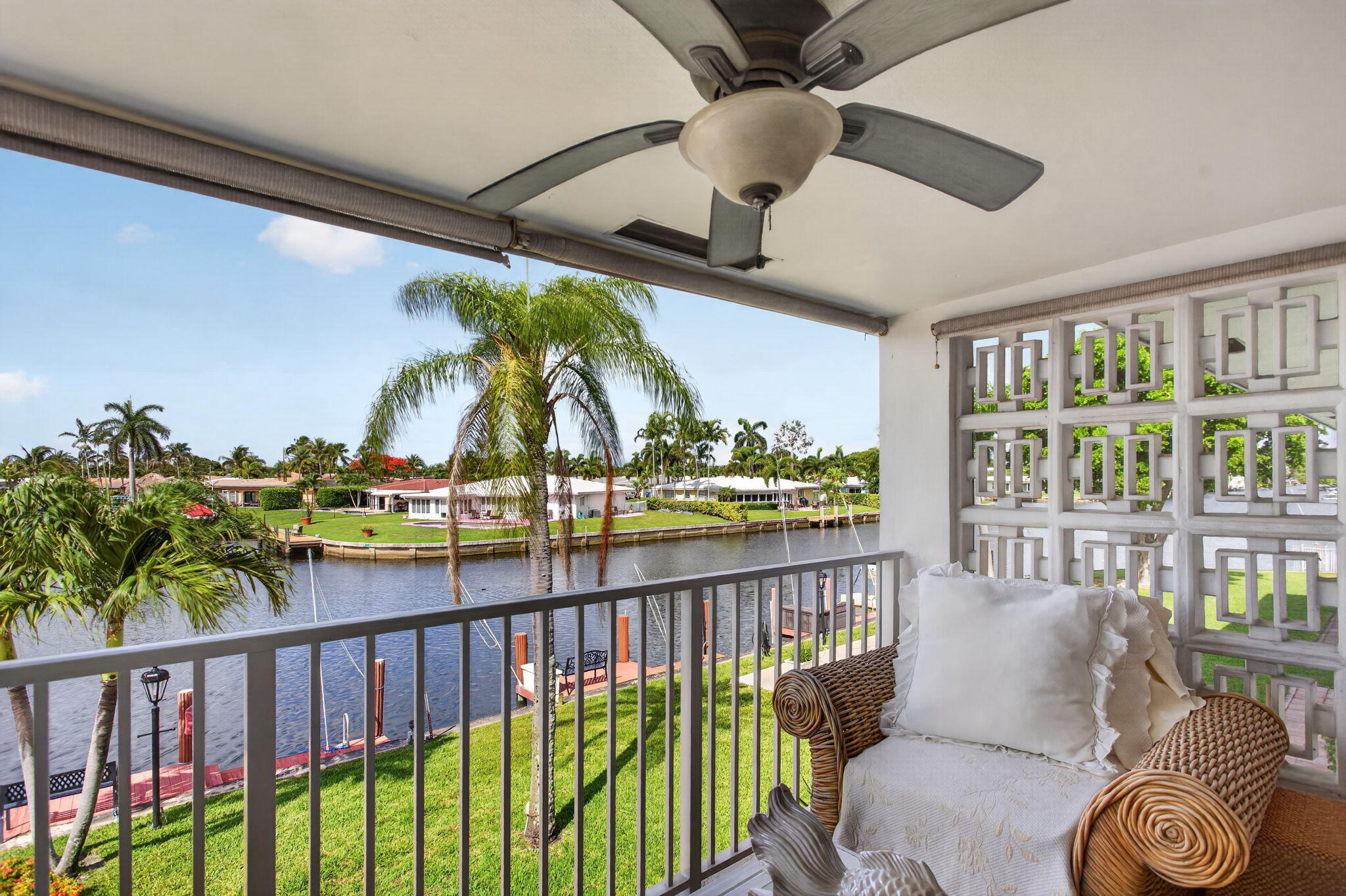 800 Pine Drive 13