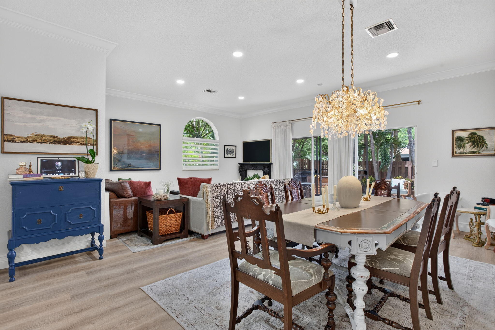 2505 NE 2nd Street 2505