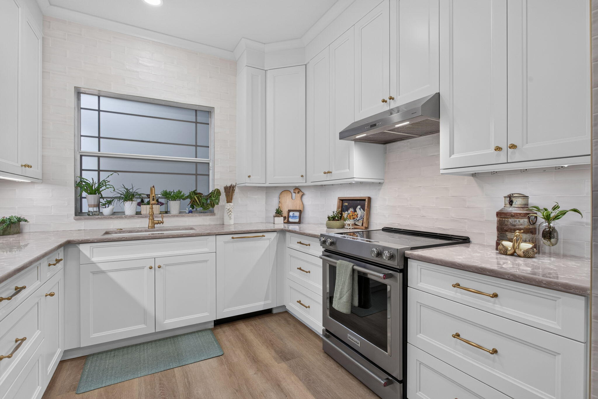2505 NE 2nd Street 2505