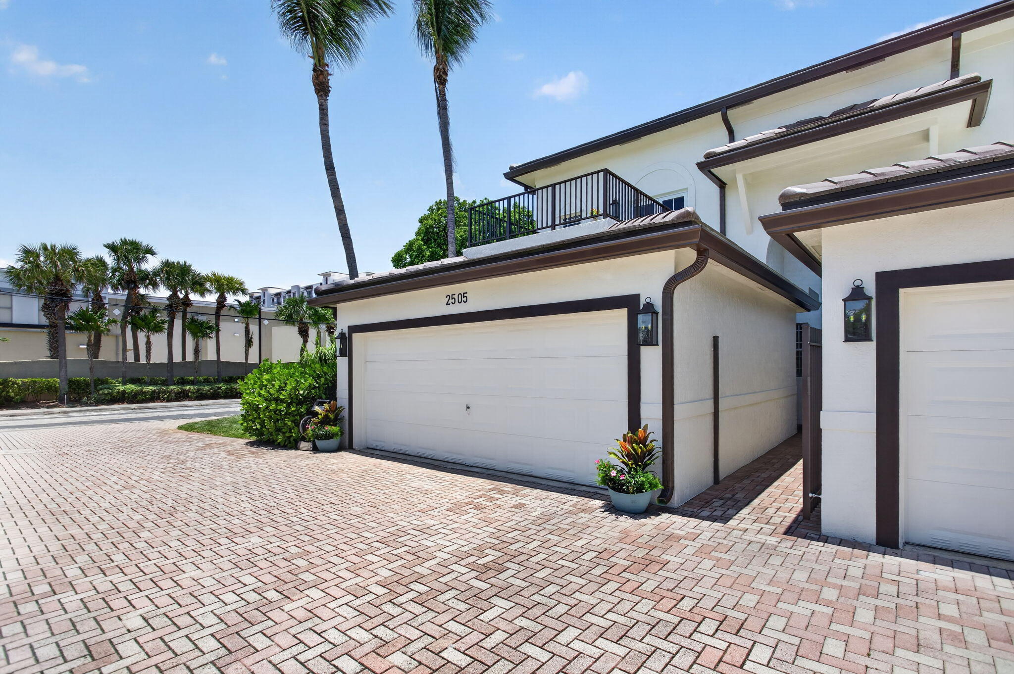 2505 NE 2nd Street 2505