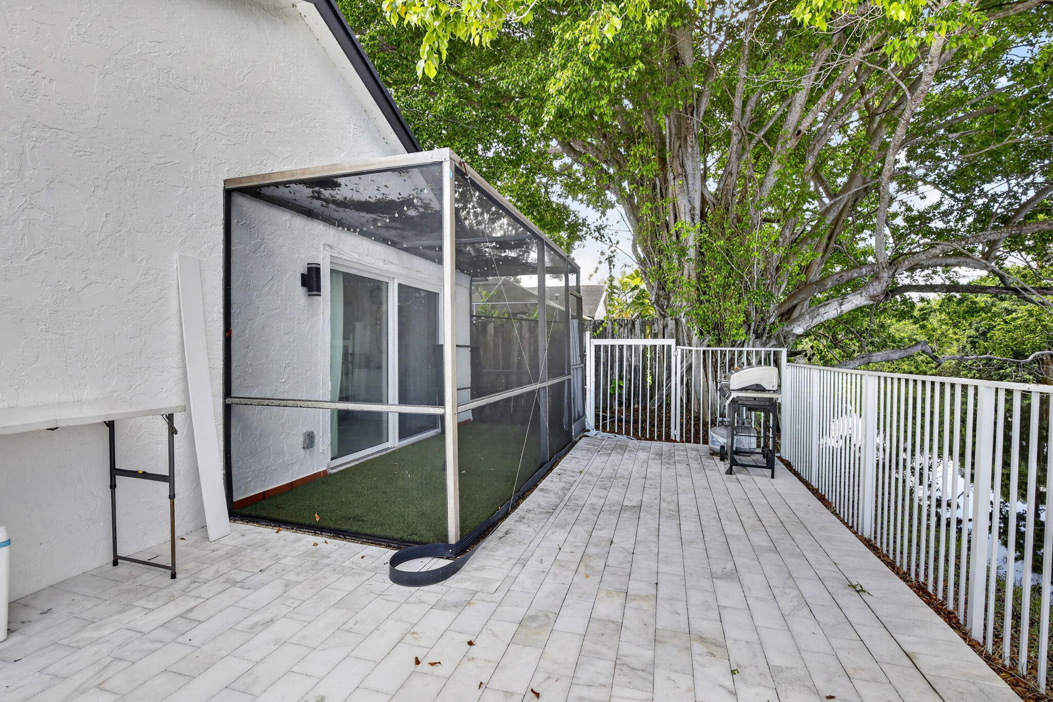 16709 SW 5th Court