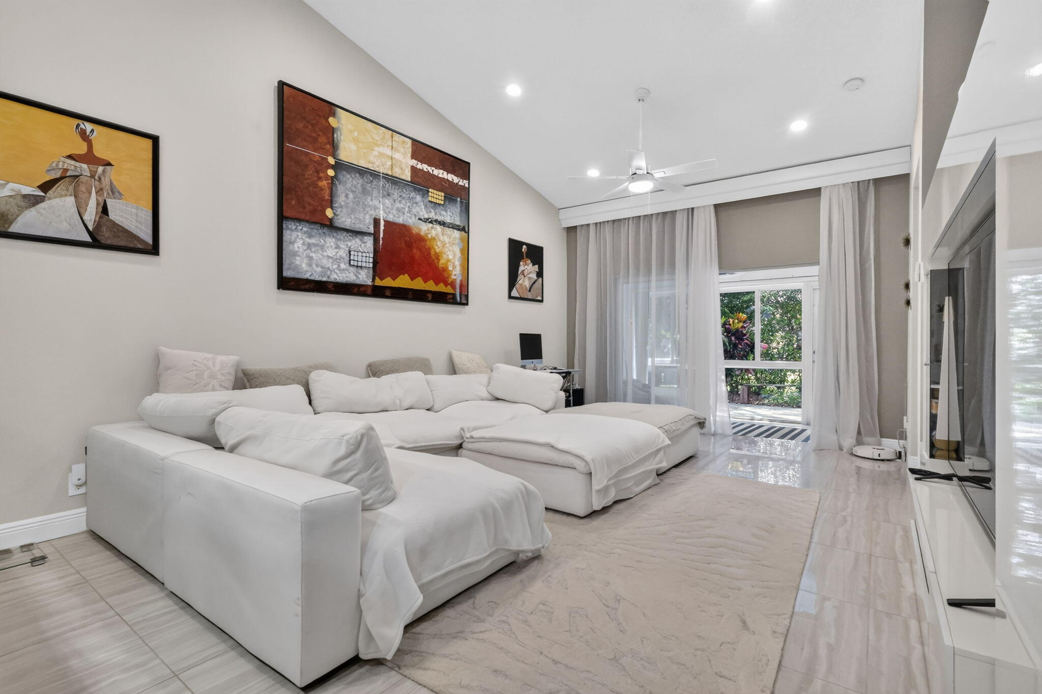 14243 W LA SEDONA