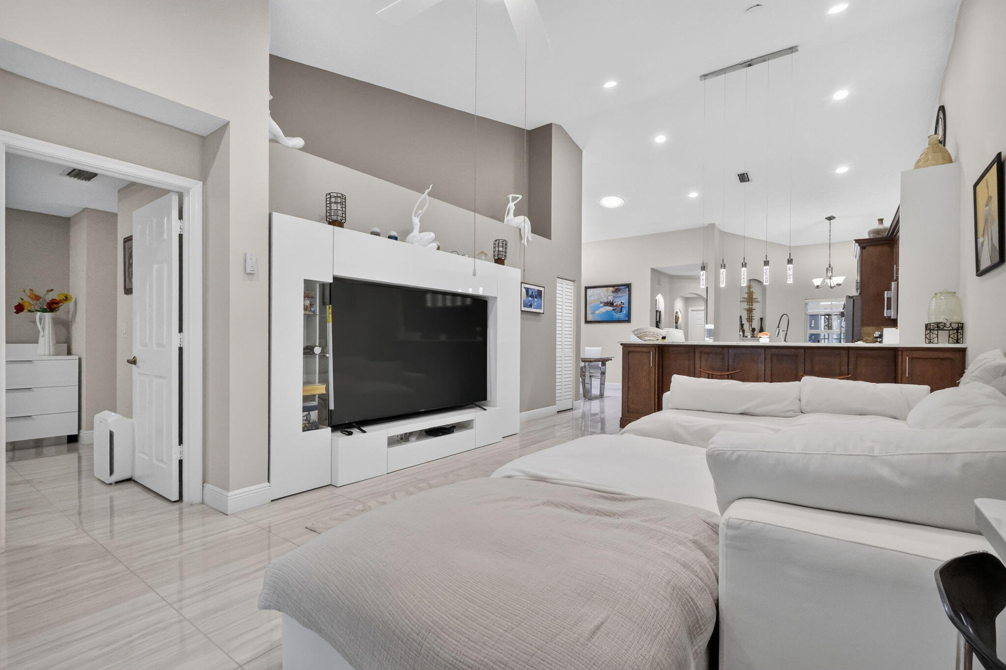 14243 W LA SEDONA
