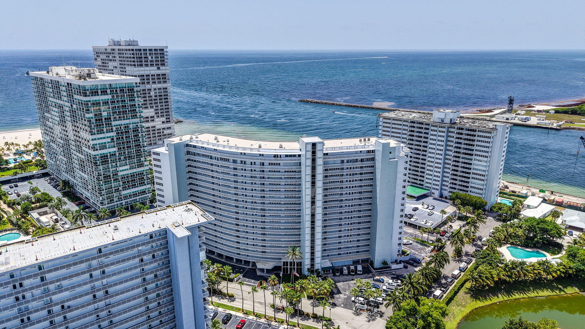 2000 S OCEAN Drive 608