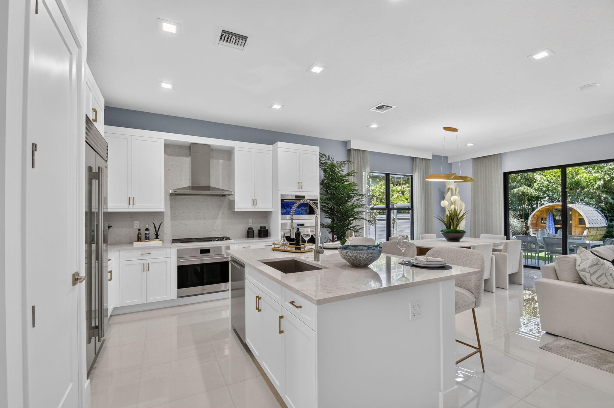 415 42nd Street