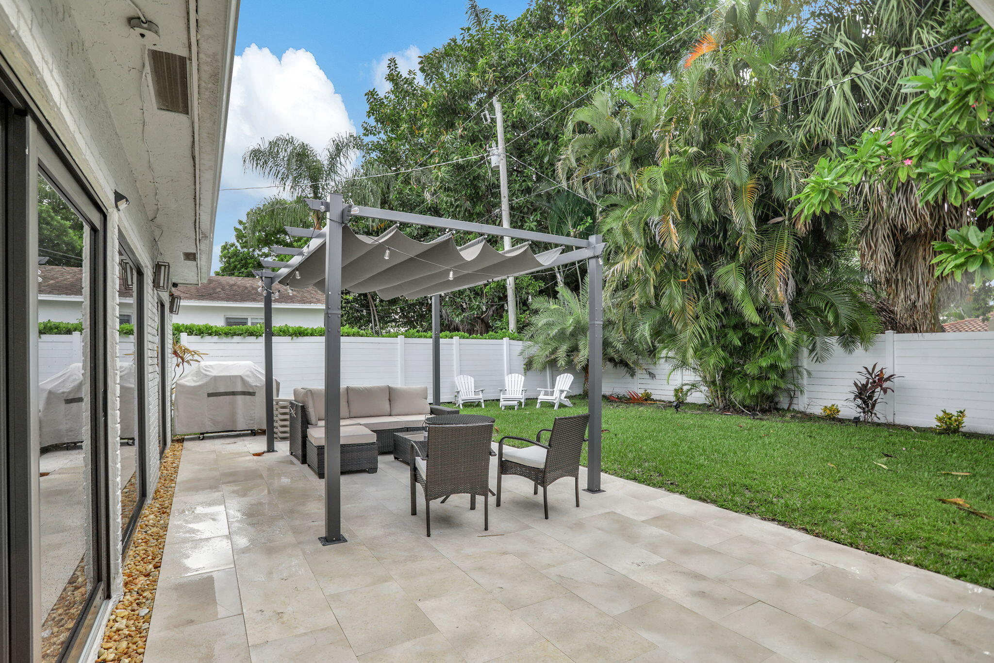 1035 NW 5TH Avenue