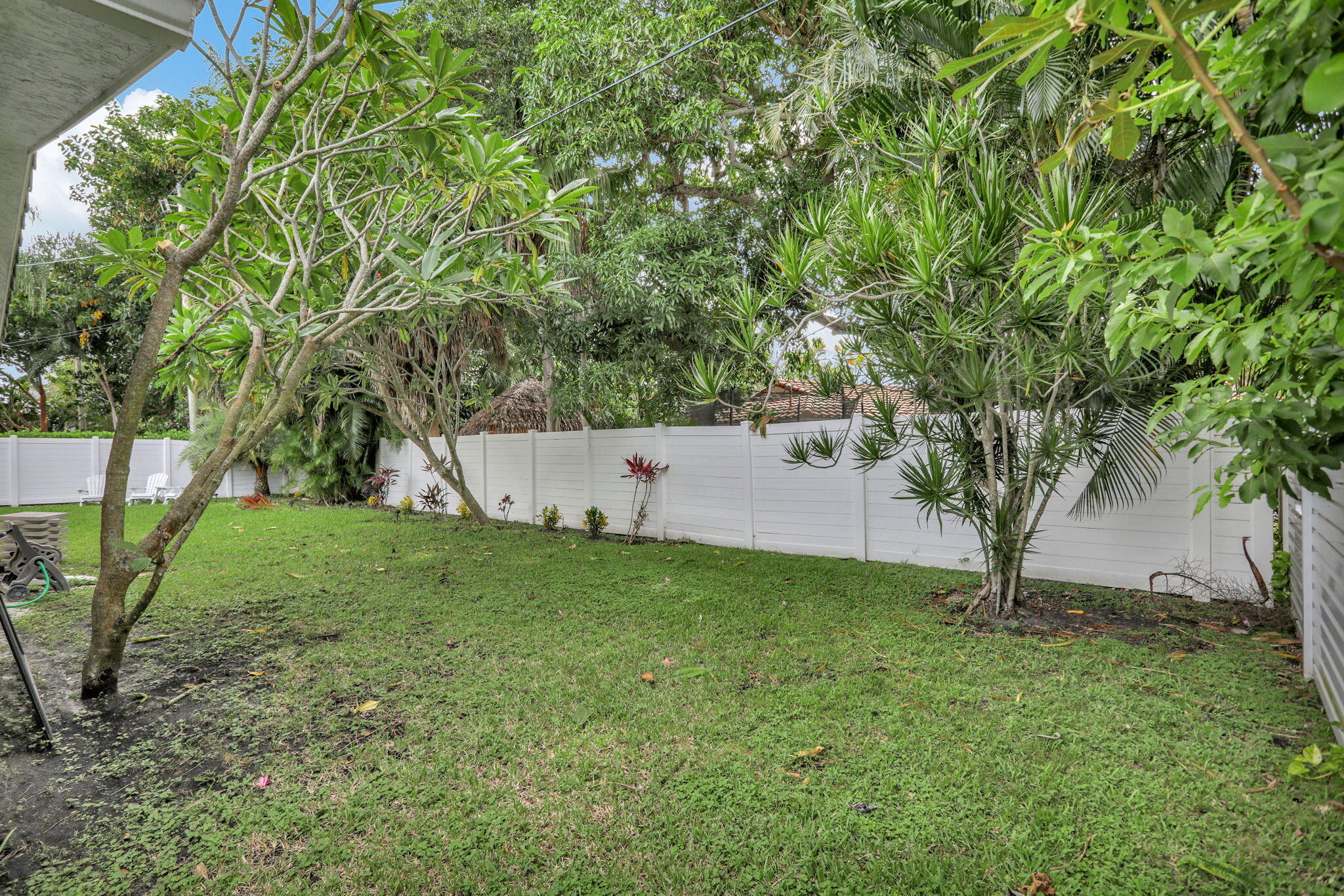 1035 NW 5TH Avenue