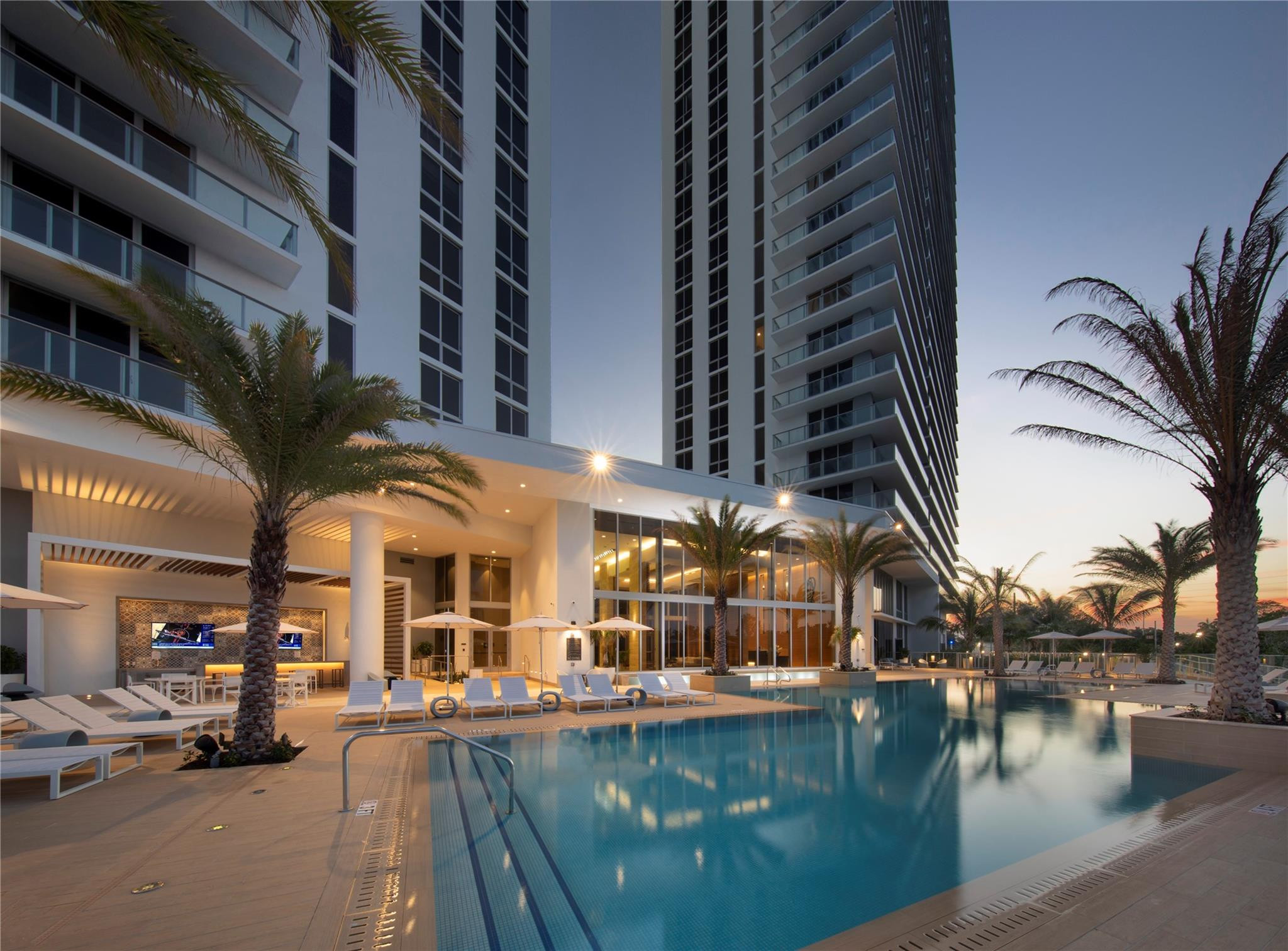 16385 Biscayne Boulevard 1505