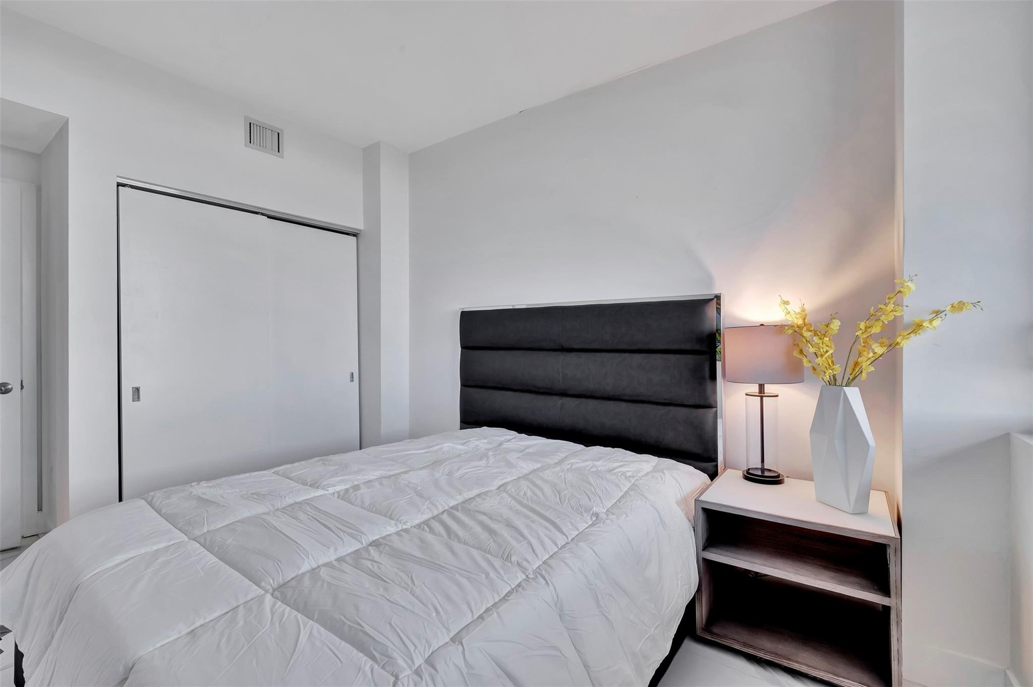 16385 Biscayne Boulevard 1505