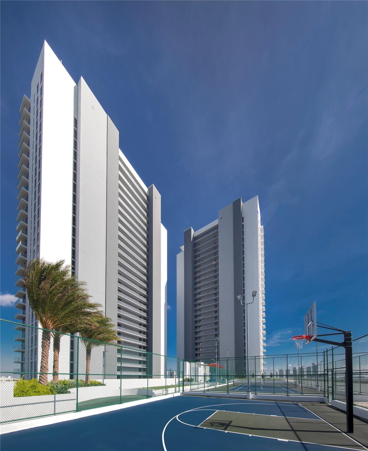 16385 Biscayne Boulevard 1505
