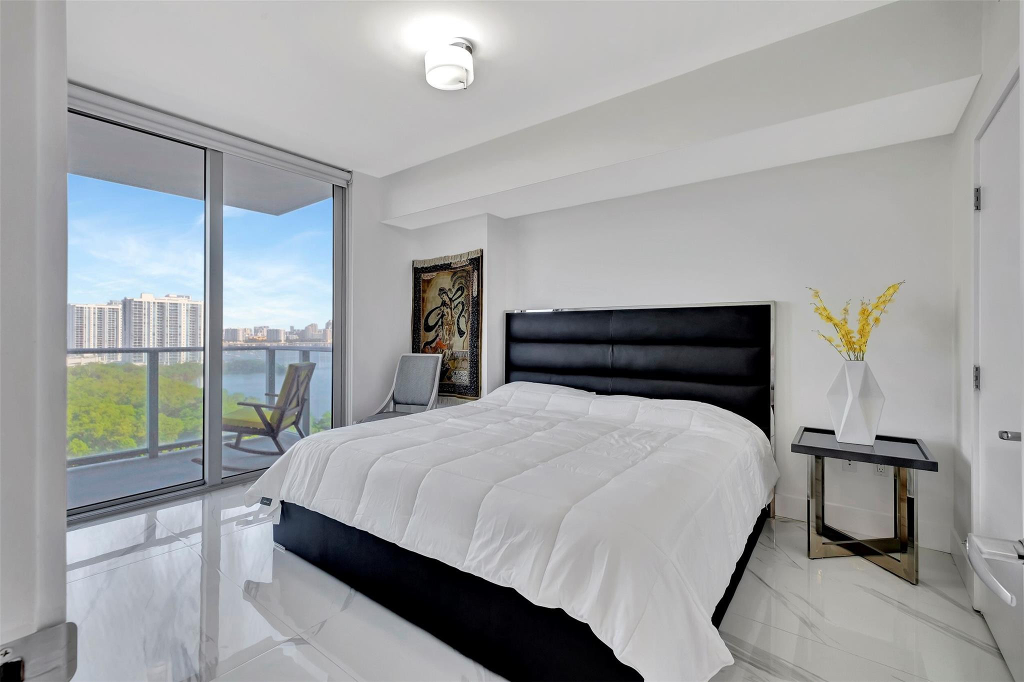 16385 Biscayne Boulevard 1505