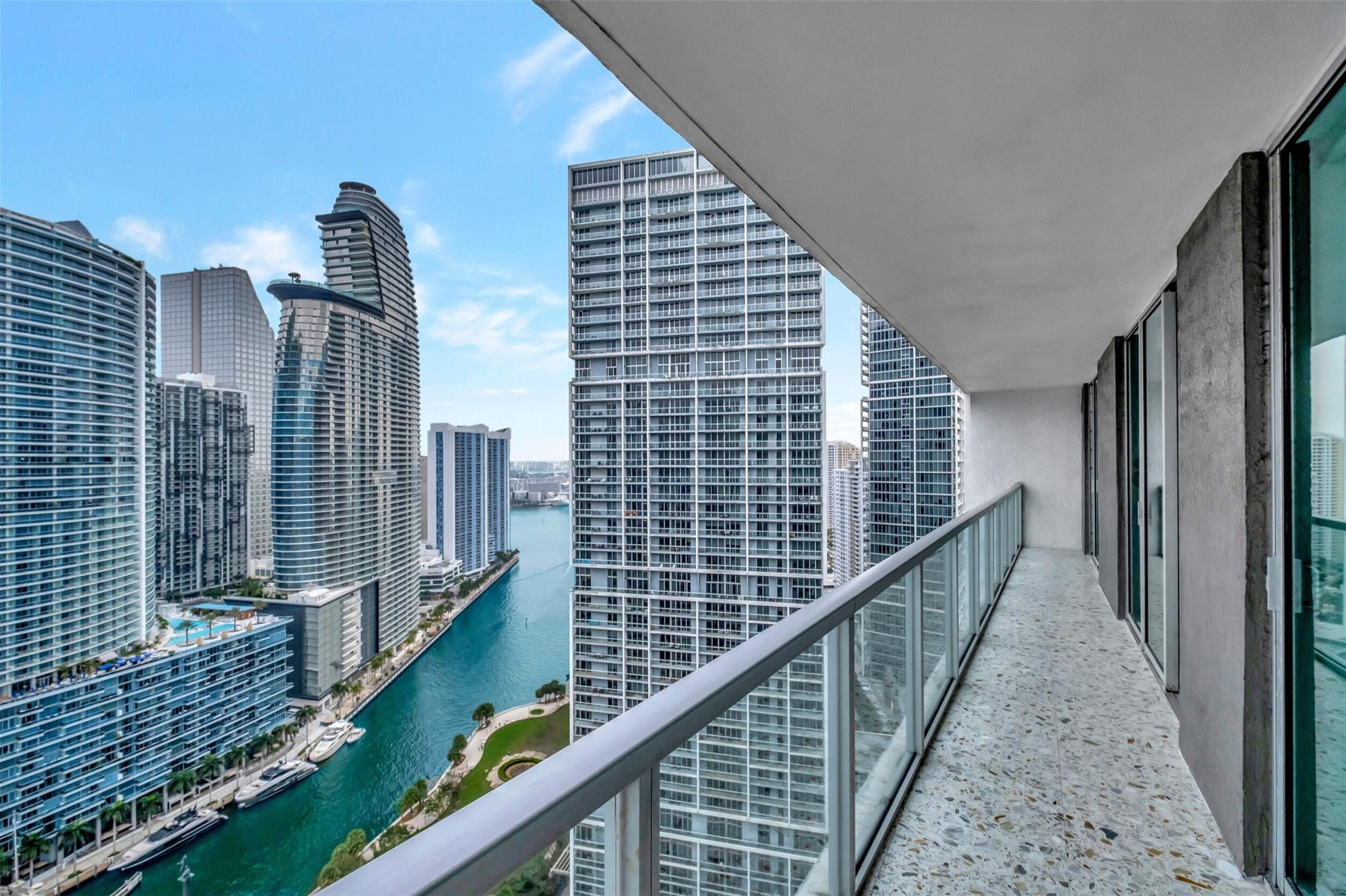 500 Brickell Avenue 3705