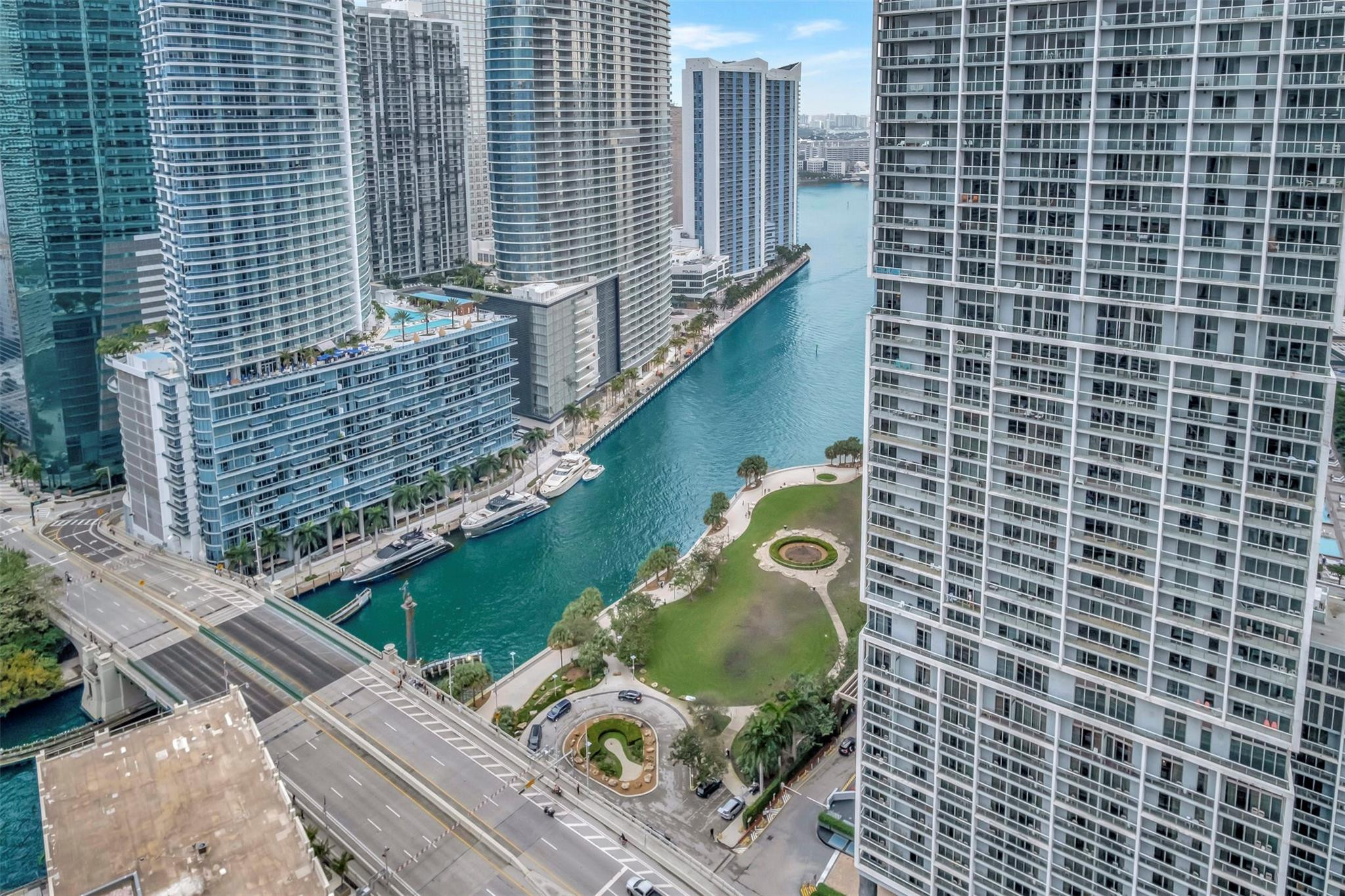 500 Brickell Avenue 3705