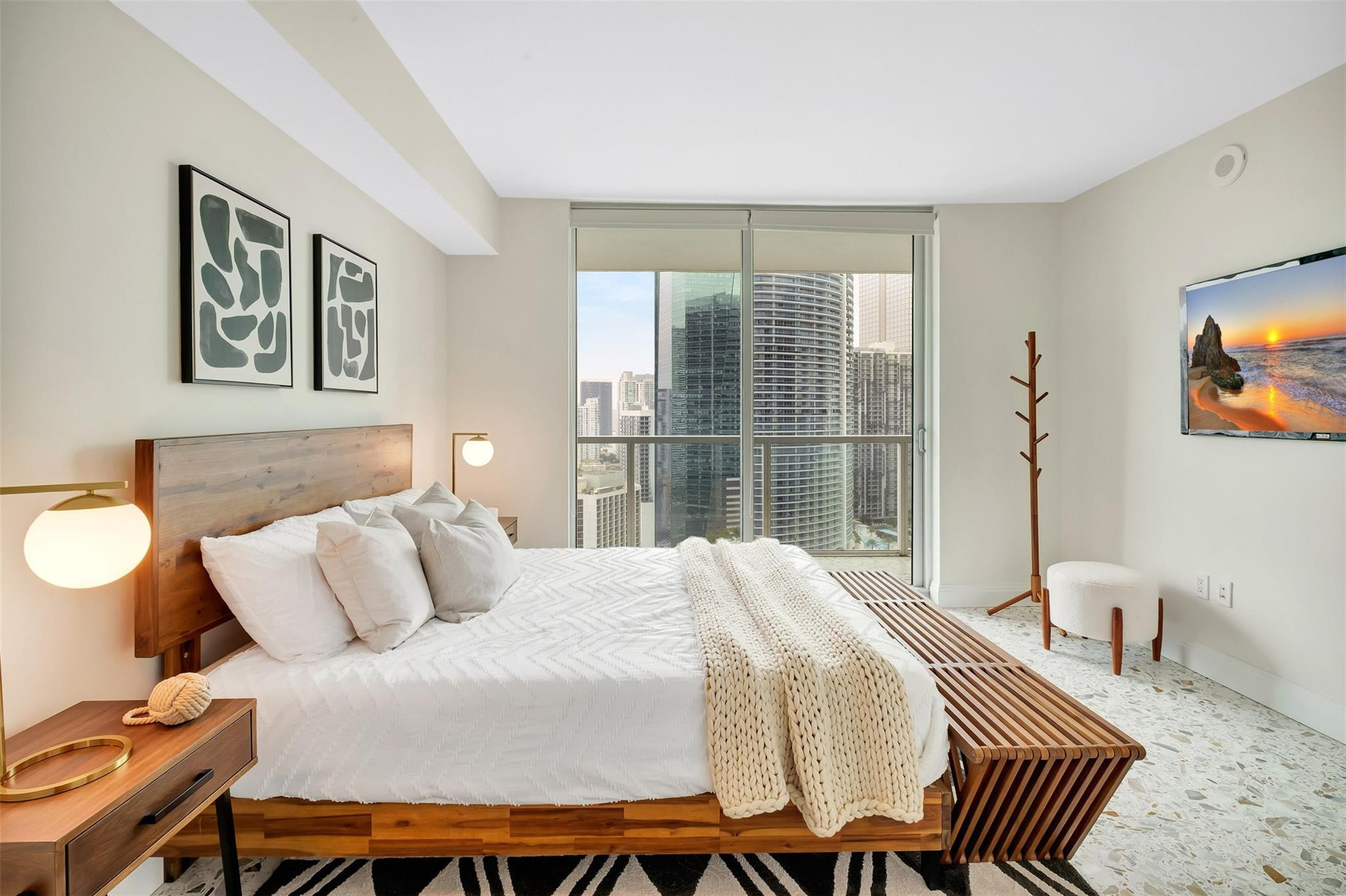 500 Brickell Avenue 3705