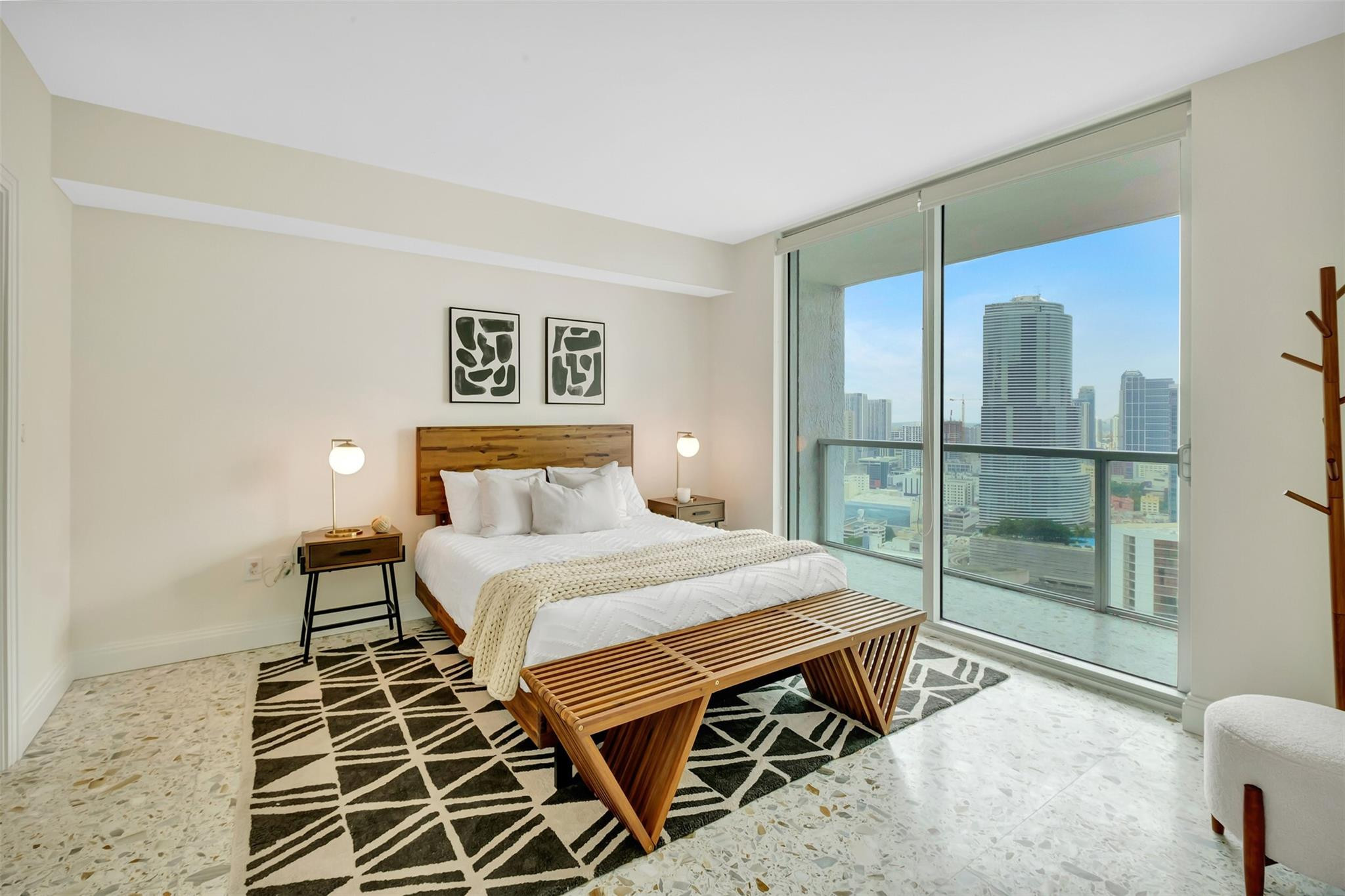 500 Brickell Avenue 3705