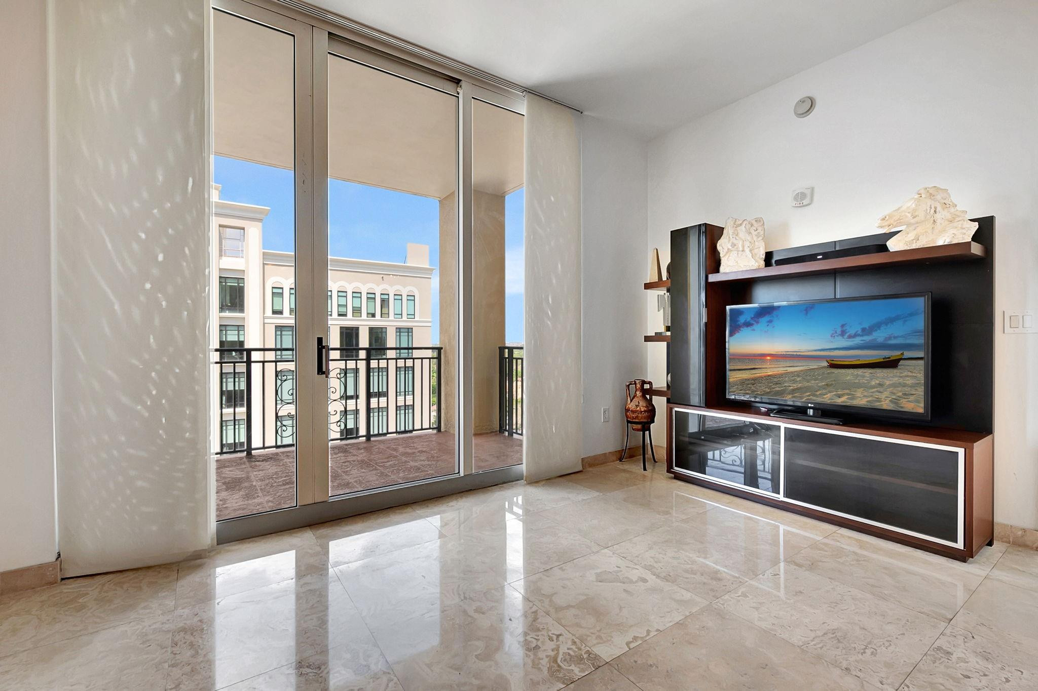 1607 Ponce De Leon Boulevard 12C