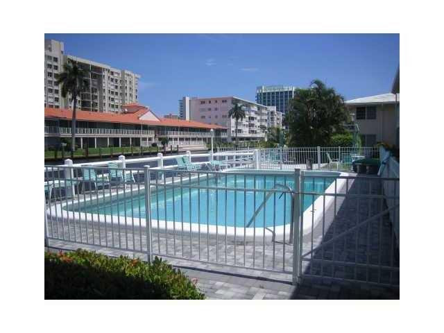 2841 NE 32nd Street 18