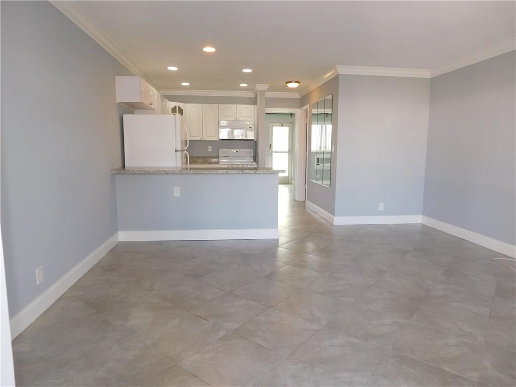 2841 NE 32nd Street 18