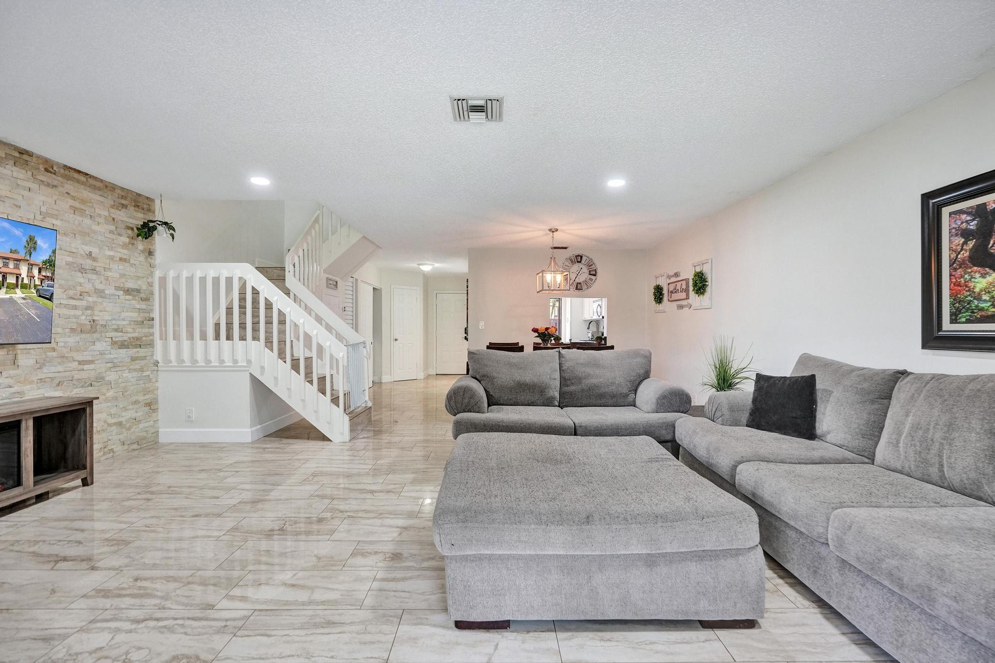 4338 N Carambola Circle 4338