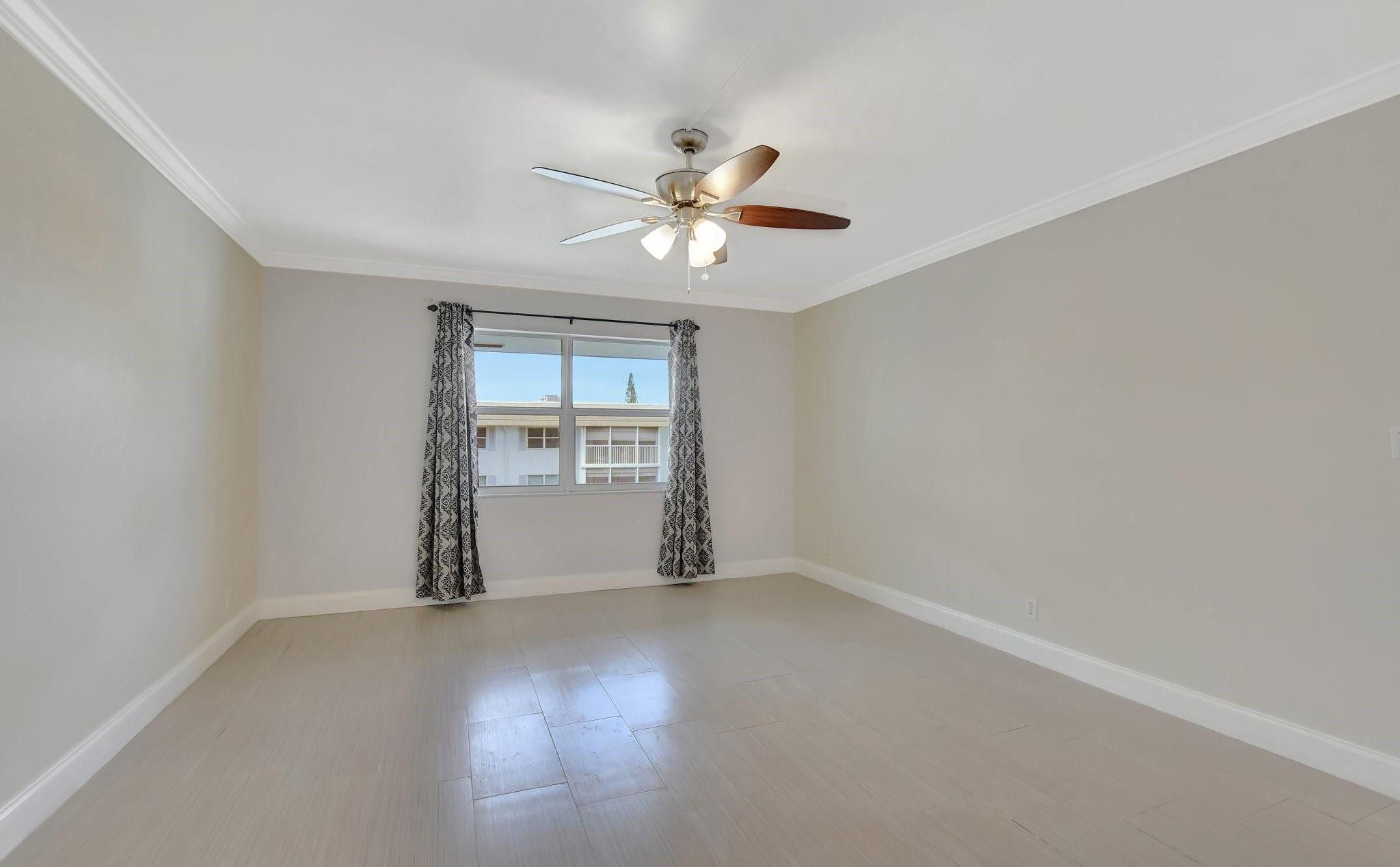 800 E Camino Real 411