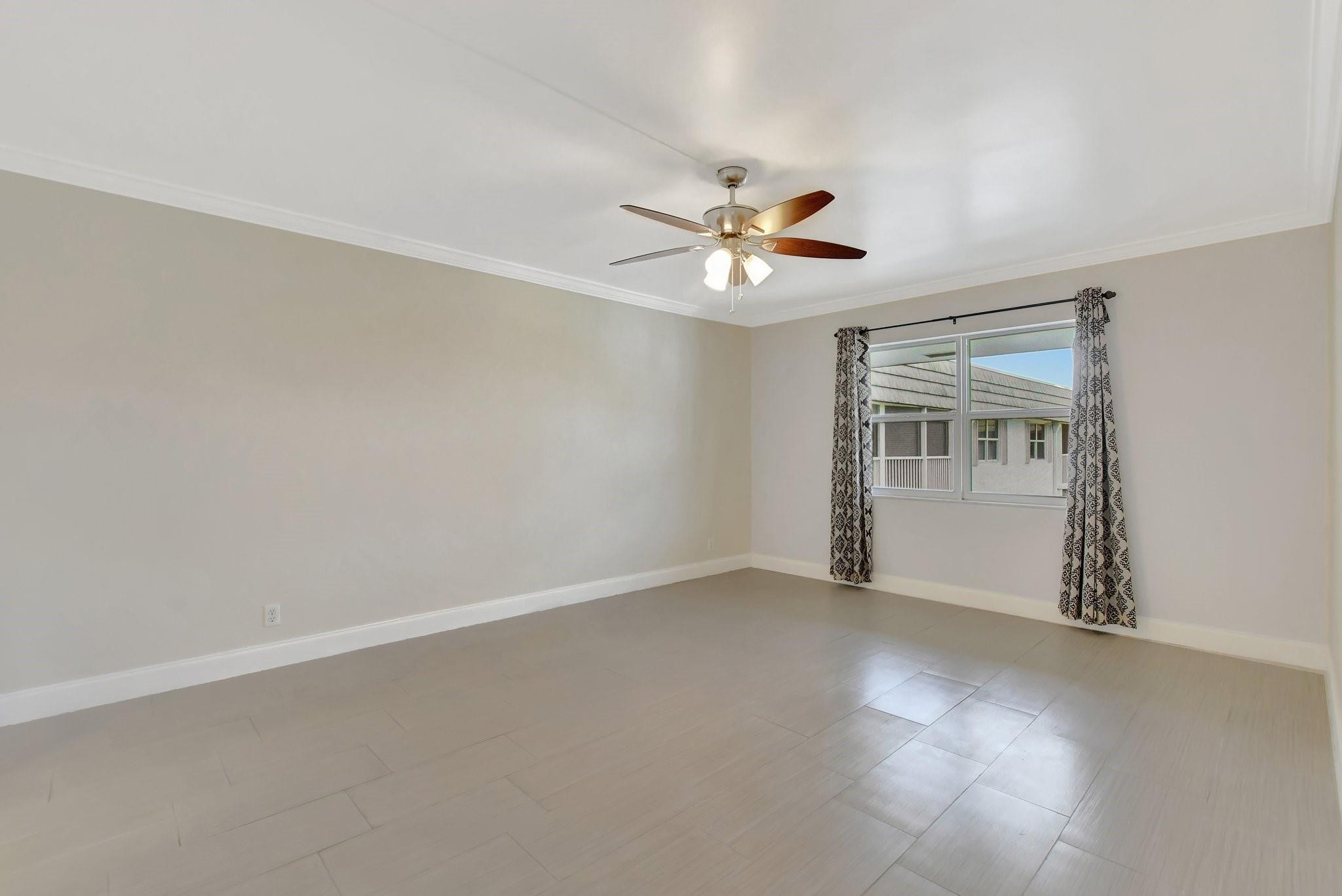 800 E Camino Real 411