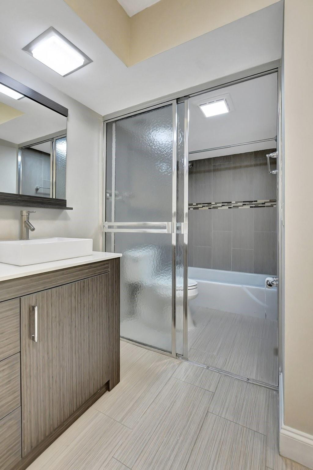 800 E Camino Real 411