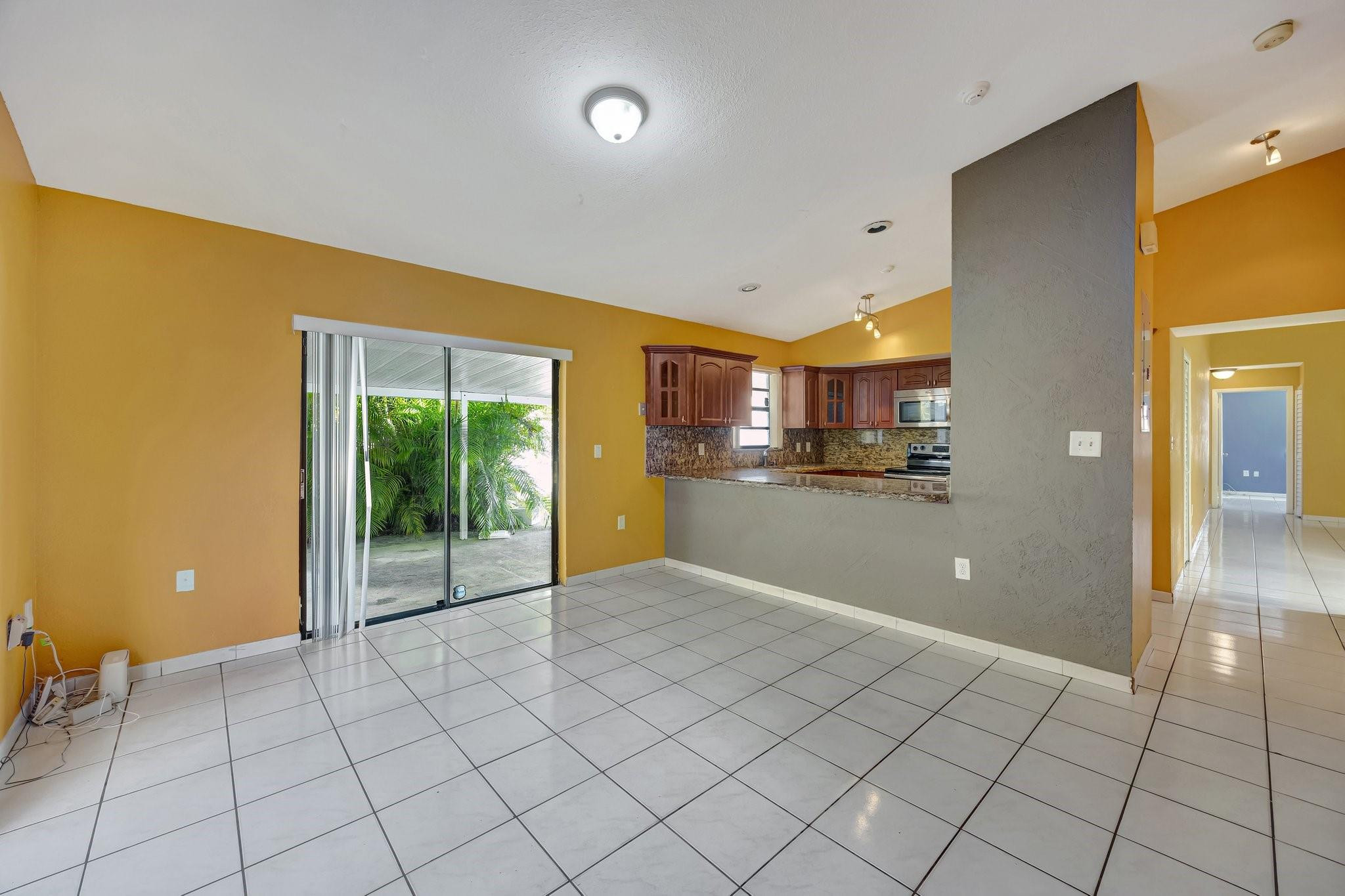 13585 SW 99th Terrace