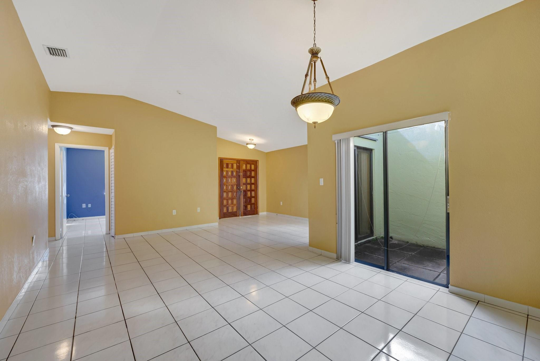 13585 SW 99th Terrace