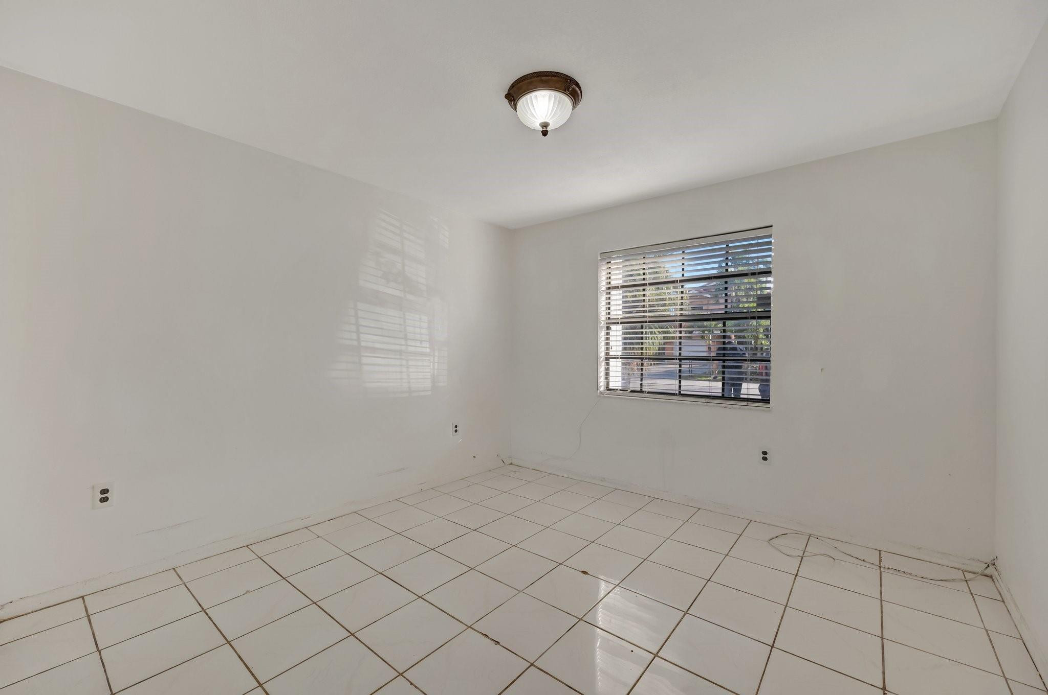 13585 SW 99th Terrace