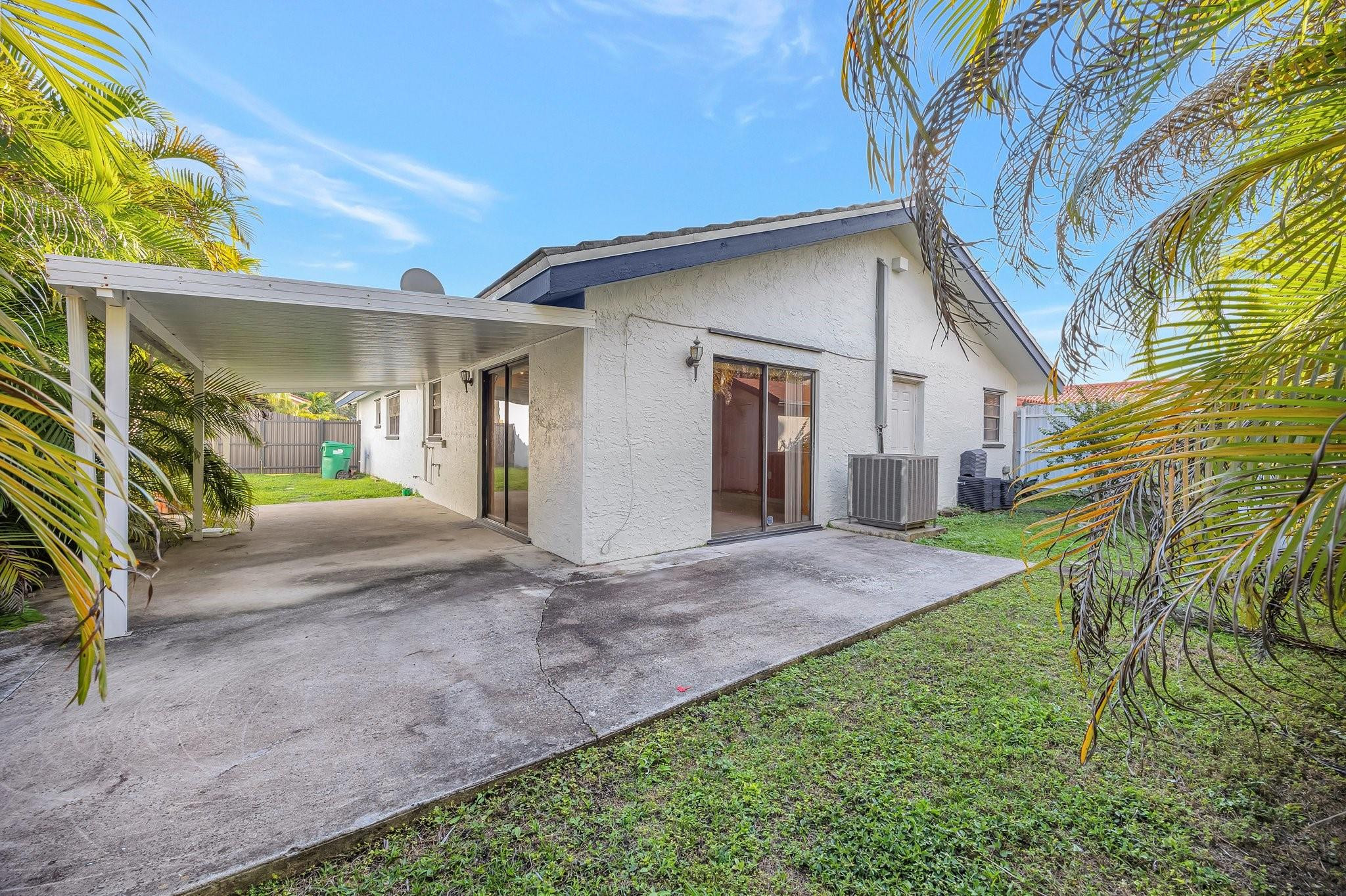 13585 SW 99th Terrace