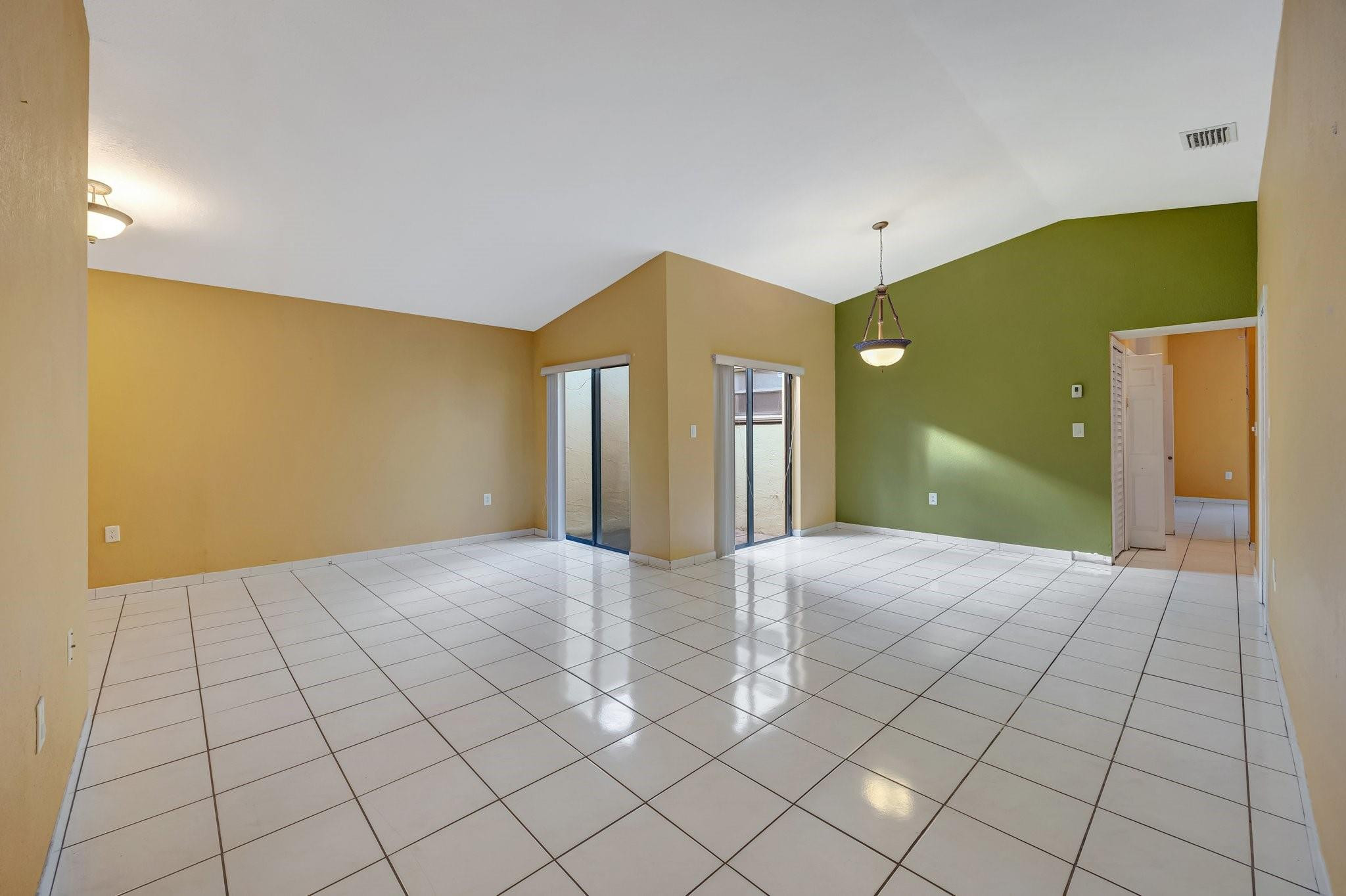 13585 SW 99th Terrace