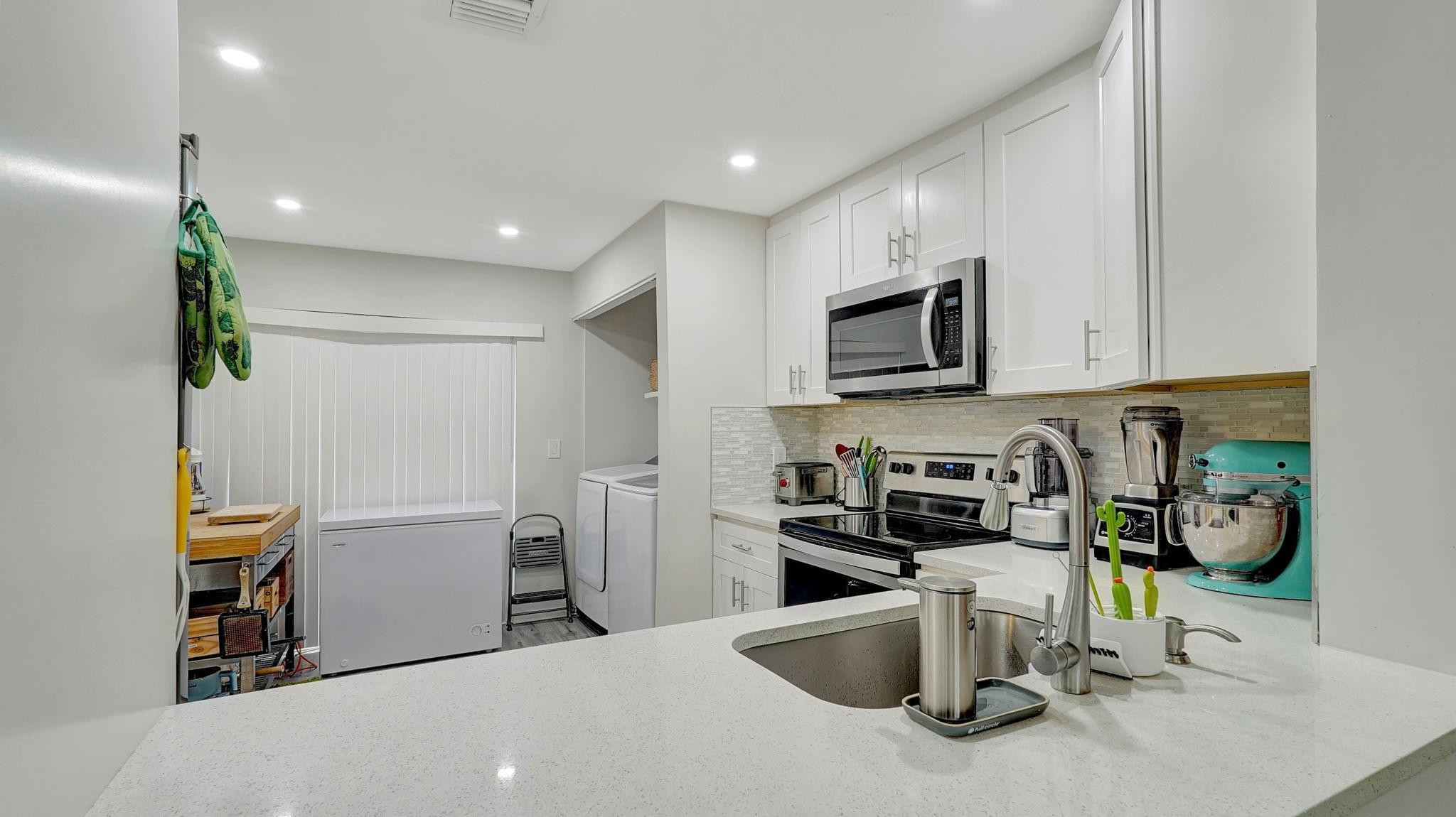 220 SW 96th Terrace