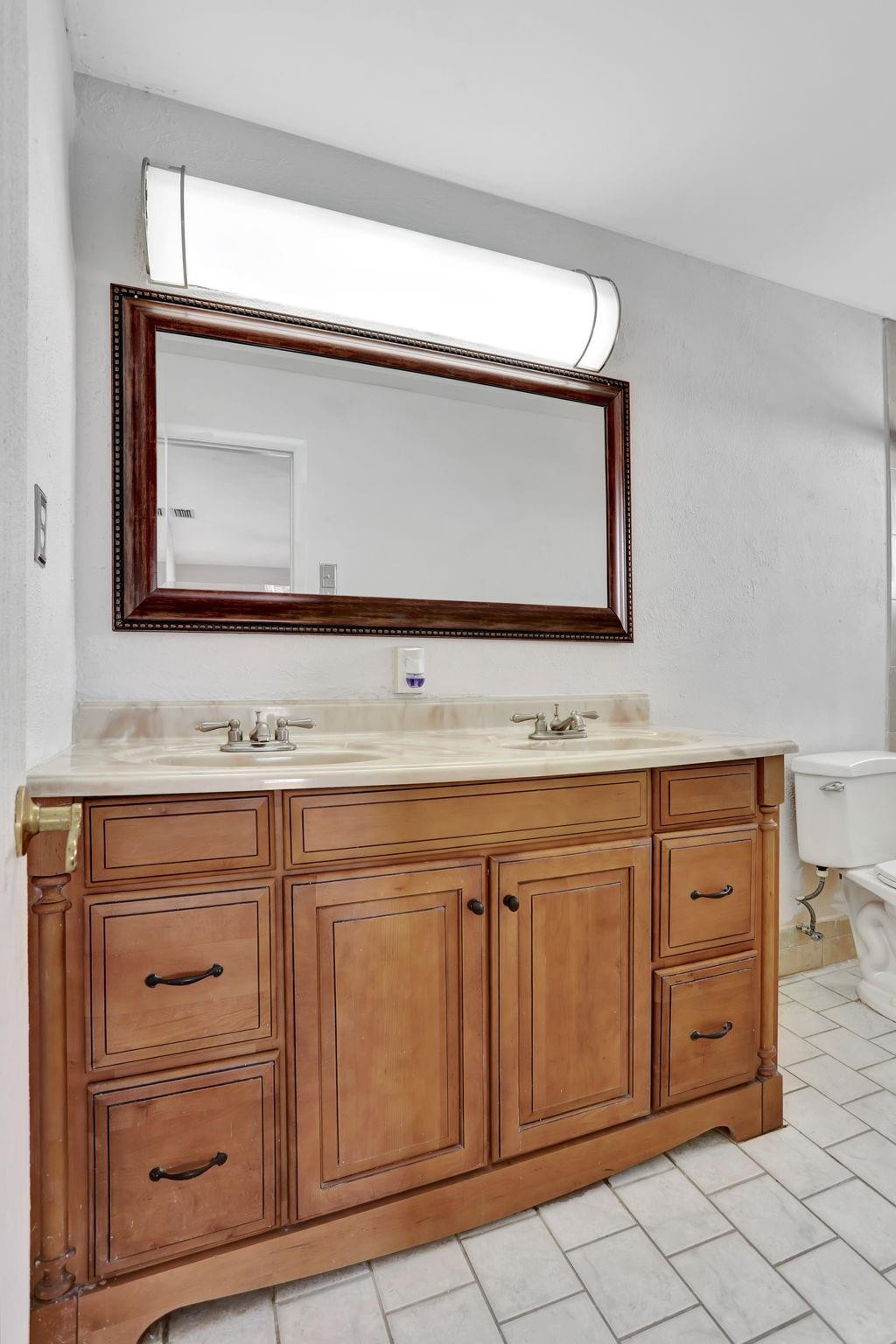 9407 NW 81st Court