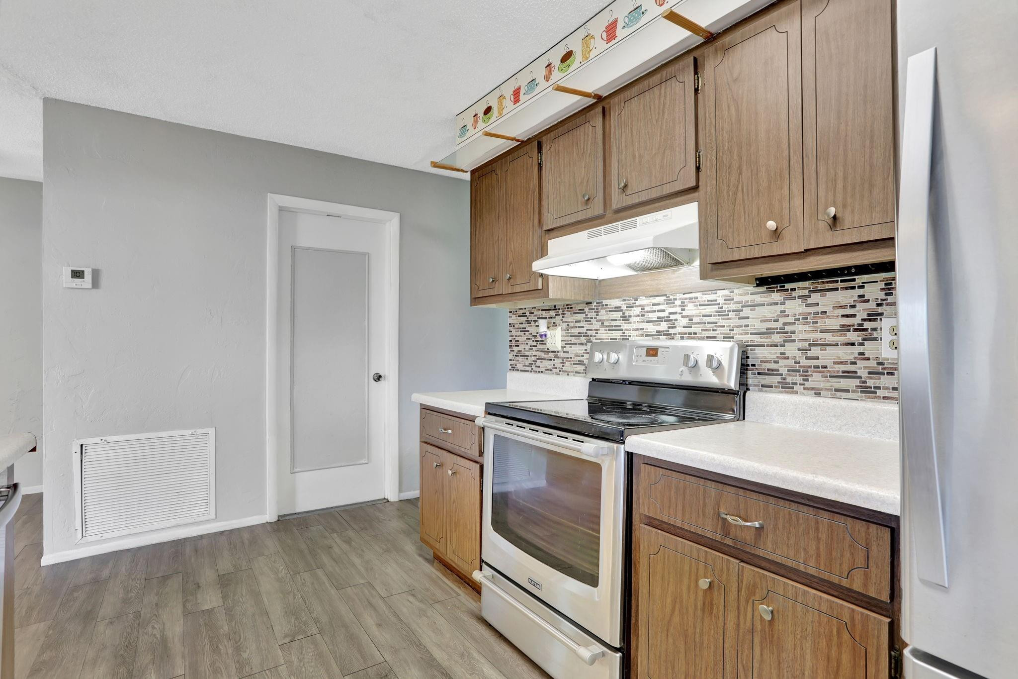 9407 NW 81st Court