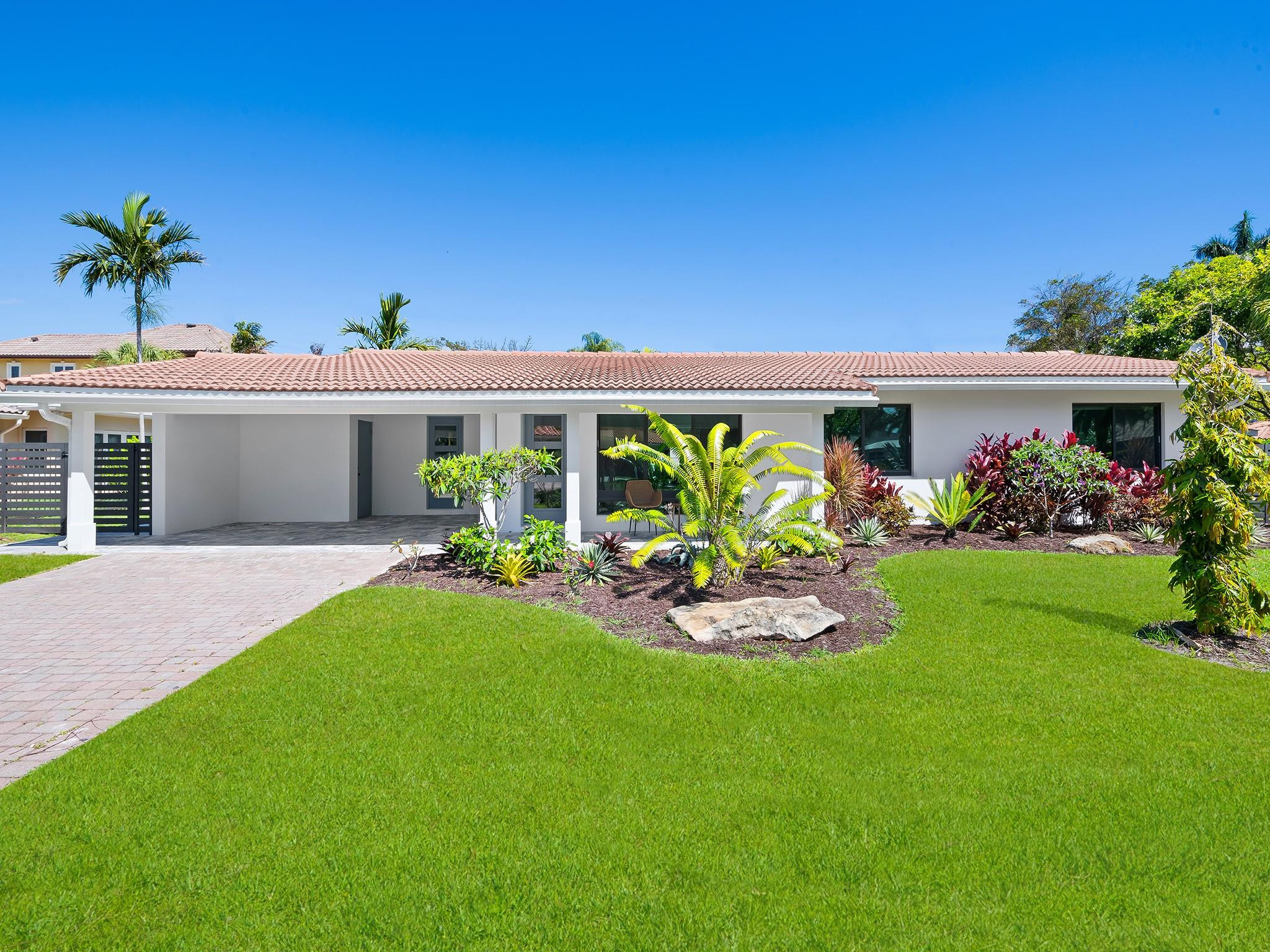 3271 Cypress Creek Drive, Lauderdale-By-The-Sea