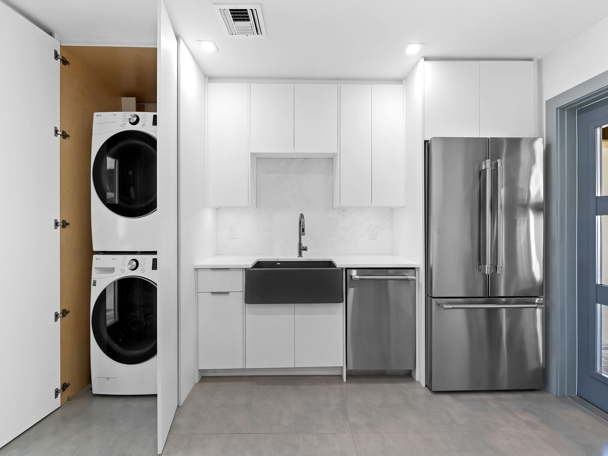 3271 Cypress Creek Drive, Lauderdale-By-The-Sea